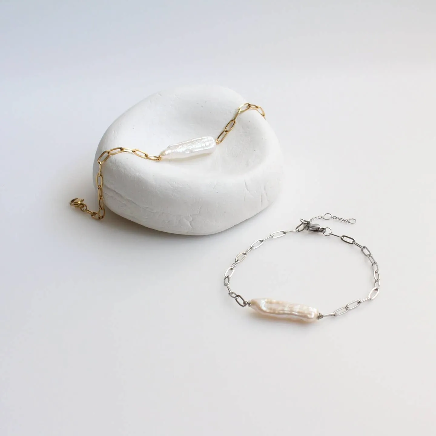 Dainty Freshwater Biwa Pearl Bracelet