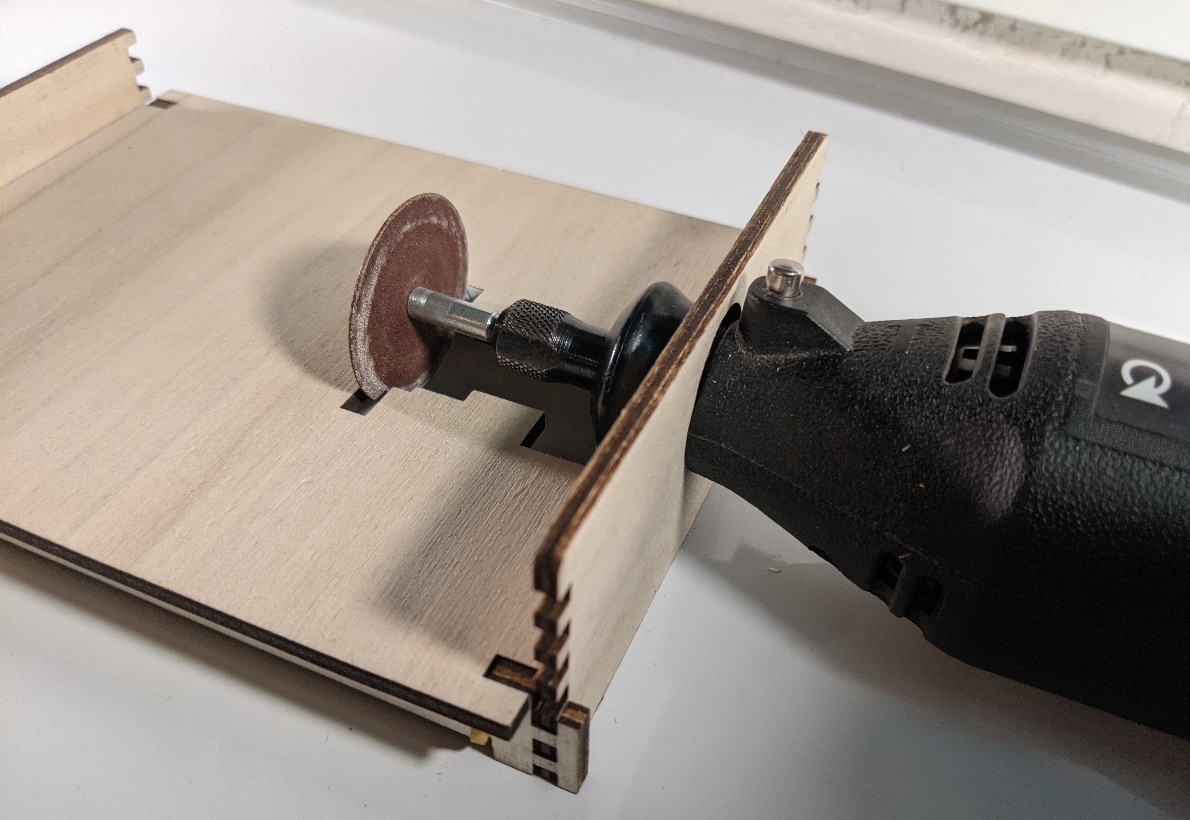 Etabli pour Dremel 14x10 cm