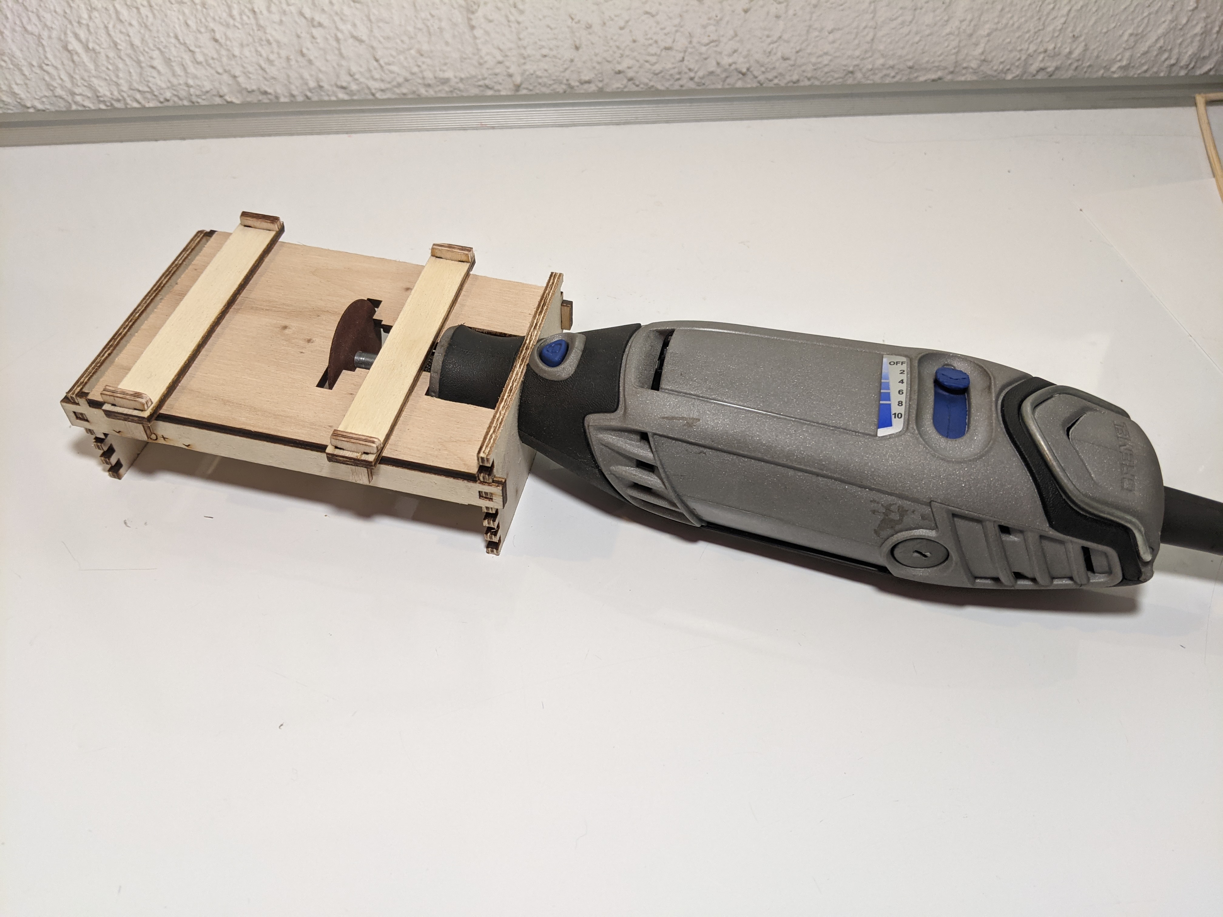 Mini établi pour Dremel 7x10