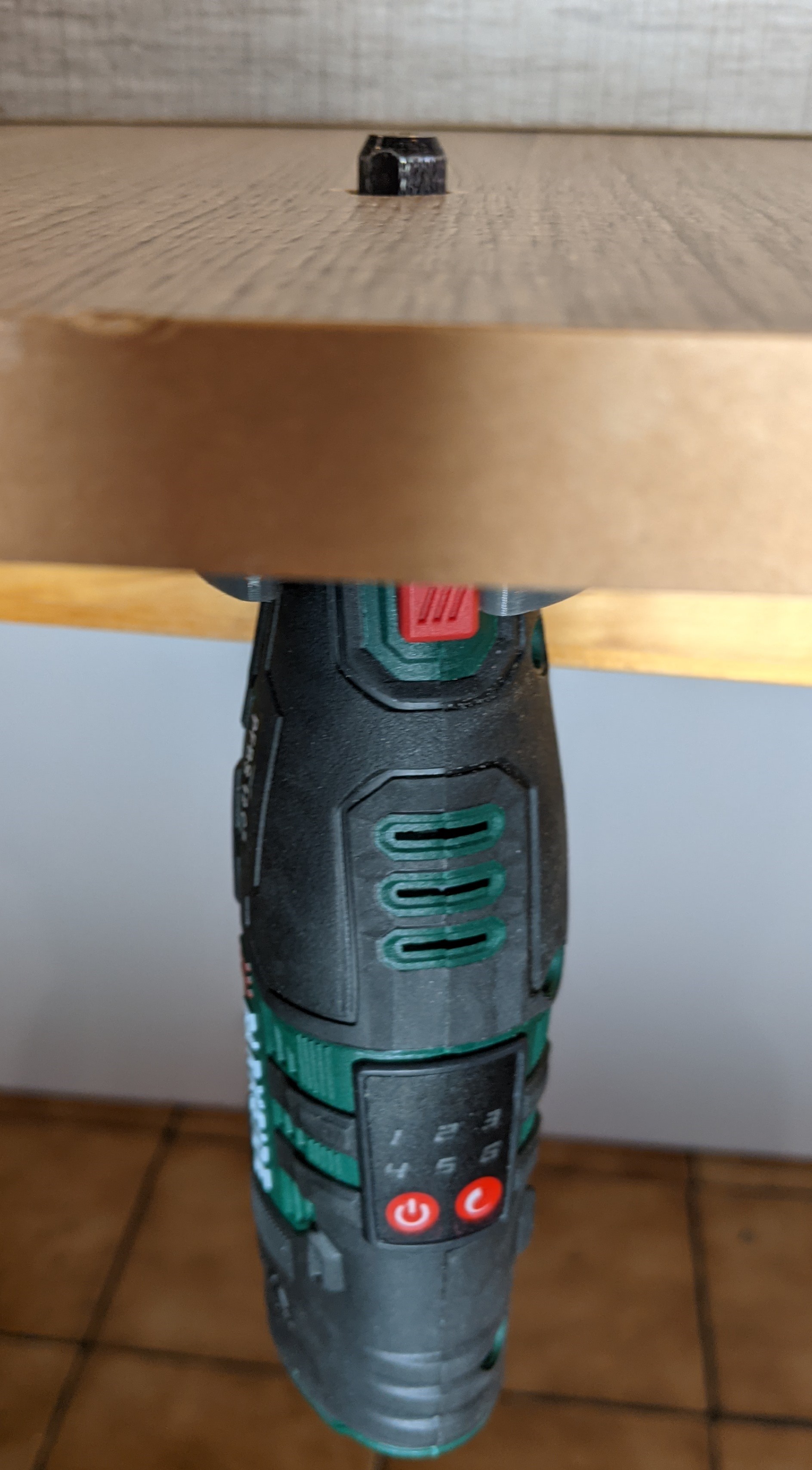 Meuleuse Parkside sous table (17mm)