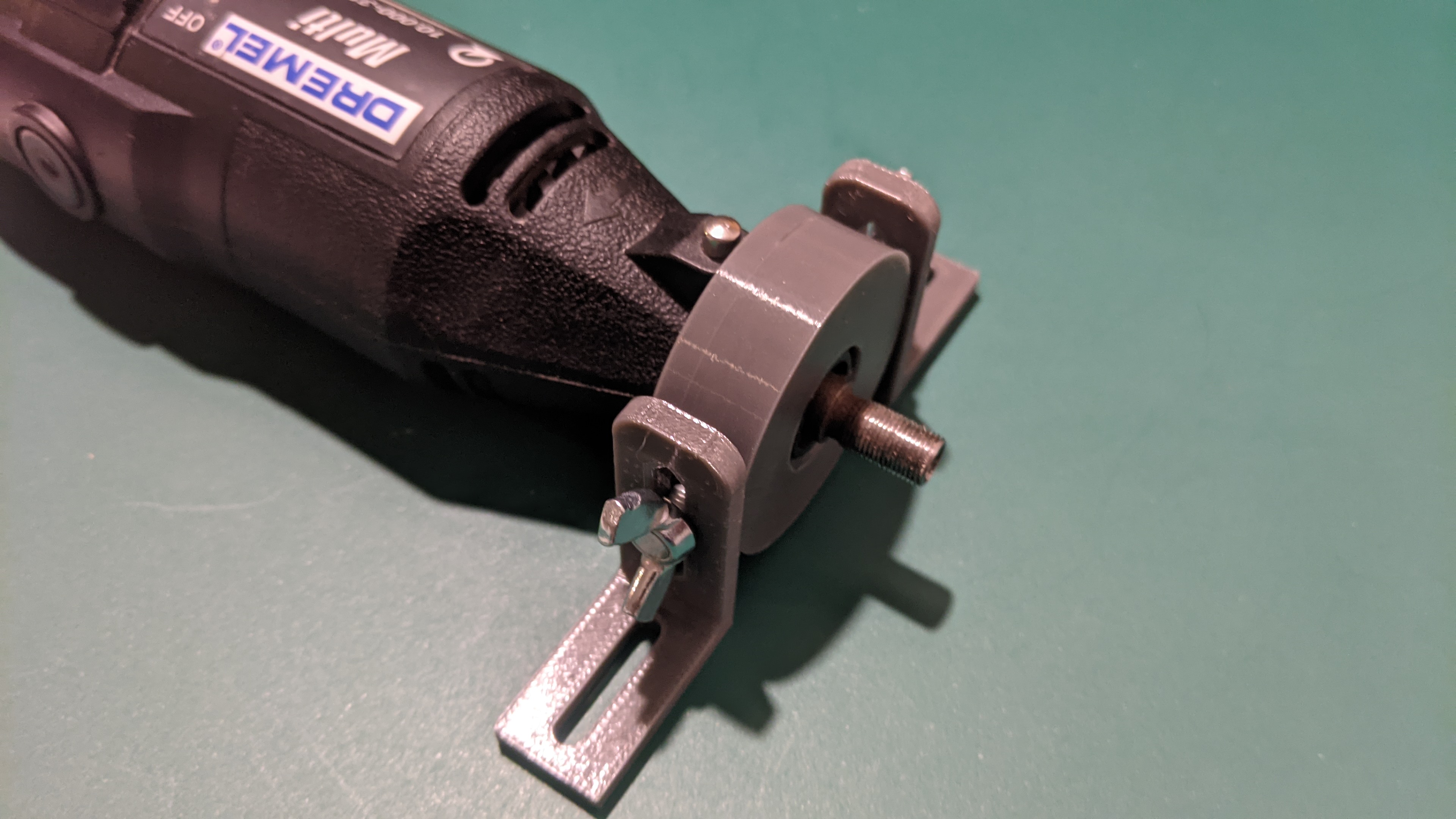 Support pour Dremel + adaptateur colonne