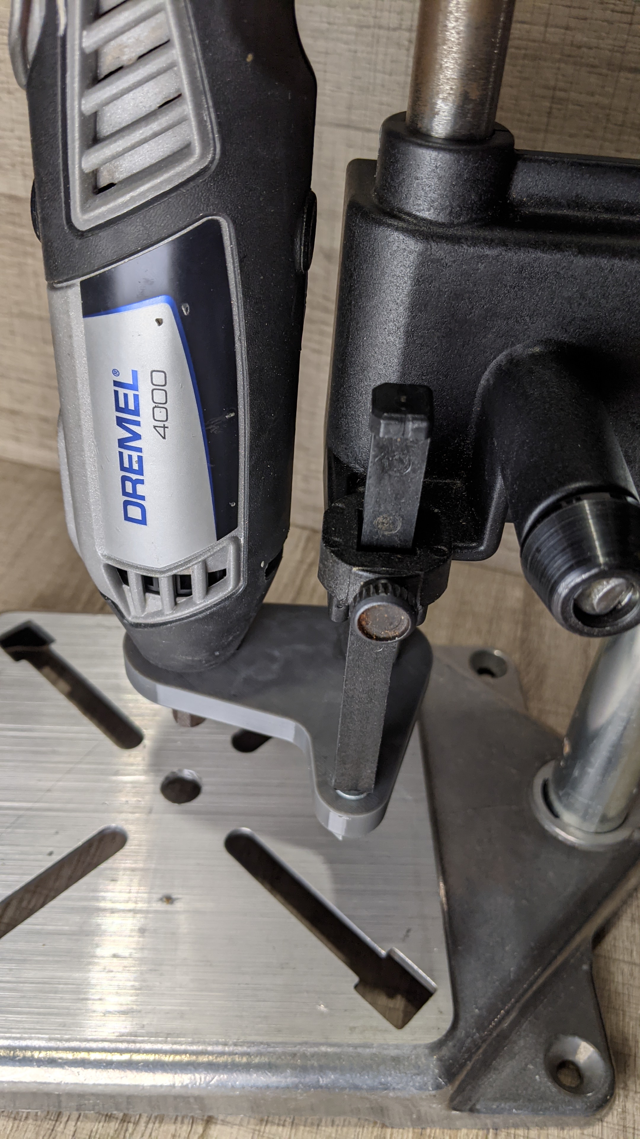 Adaptateur pour colonne Dremel 212 Type 2