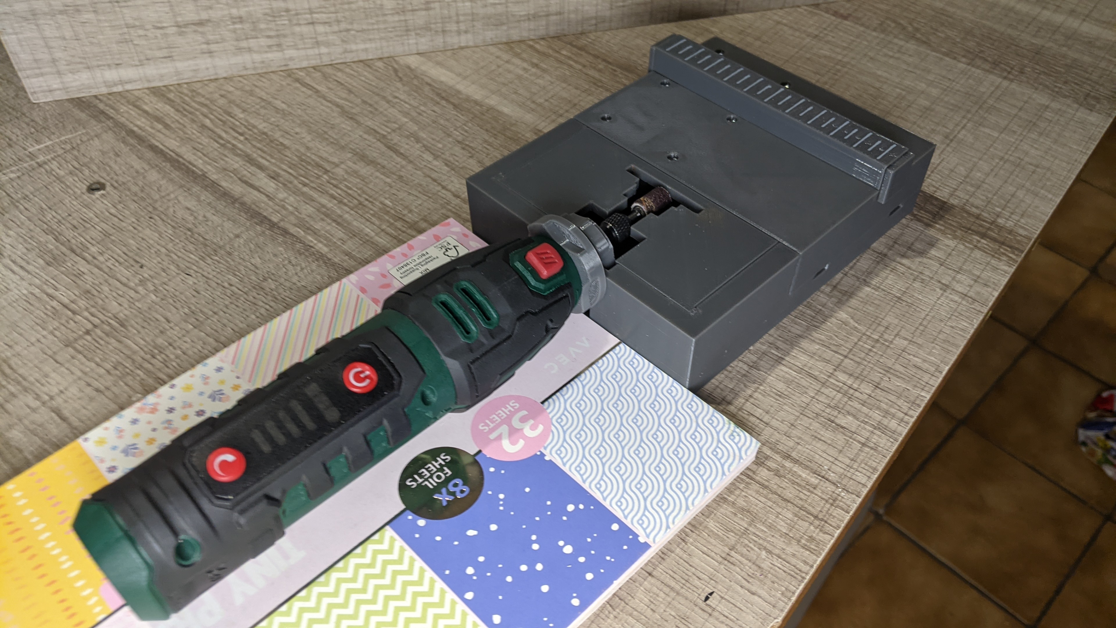 Etabli pour meuleuse Parkside Horizontal et Vertical