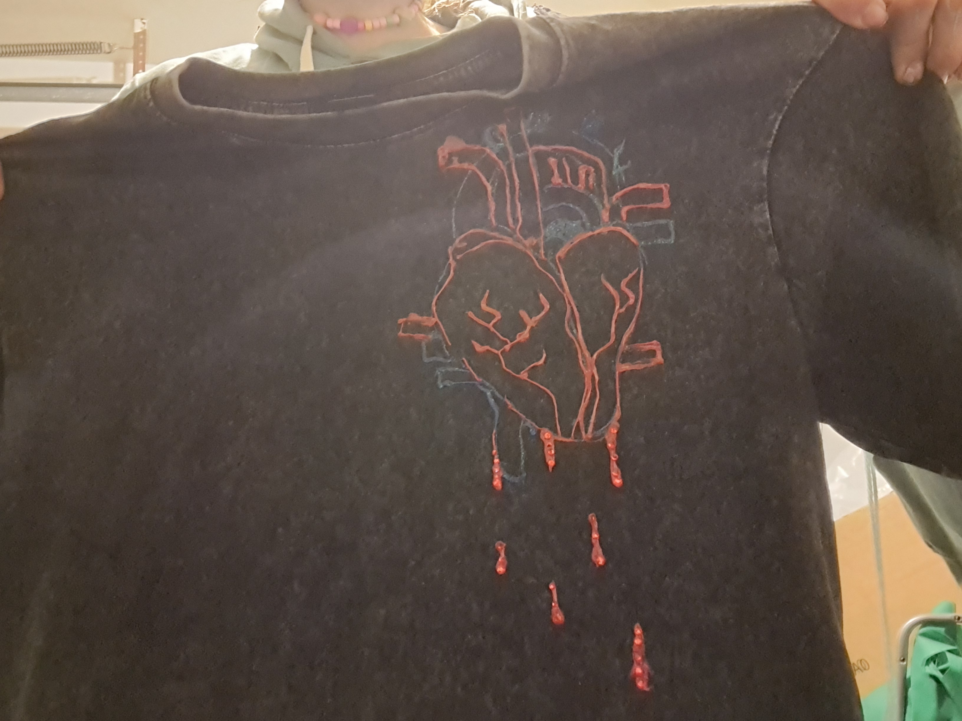 DRIPPING HEART T-shirt