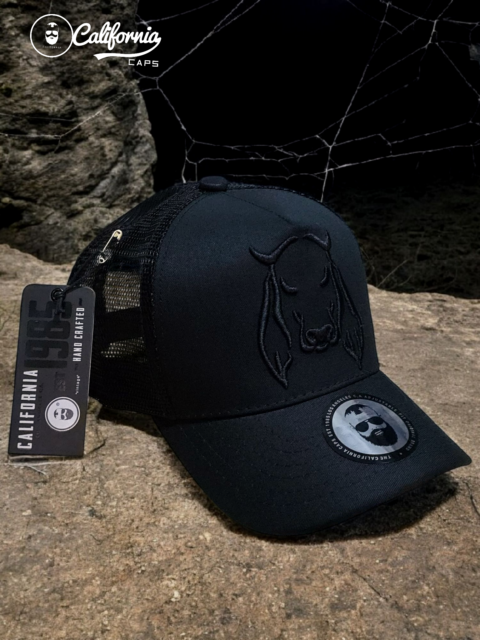 Gorra negra California