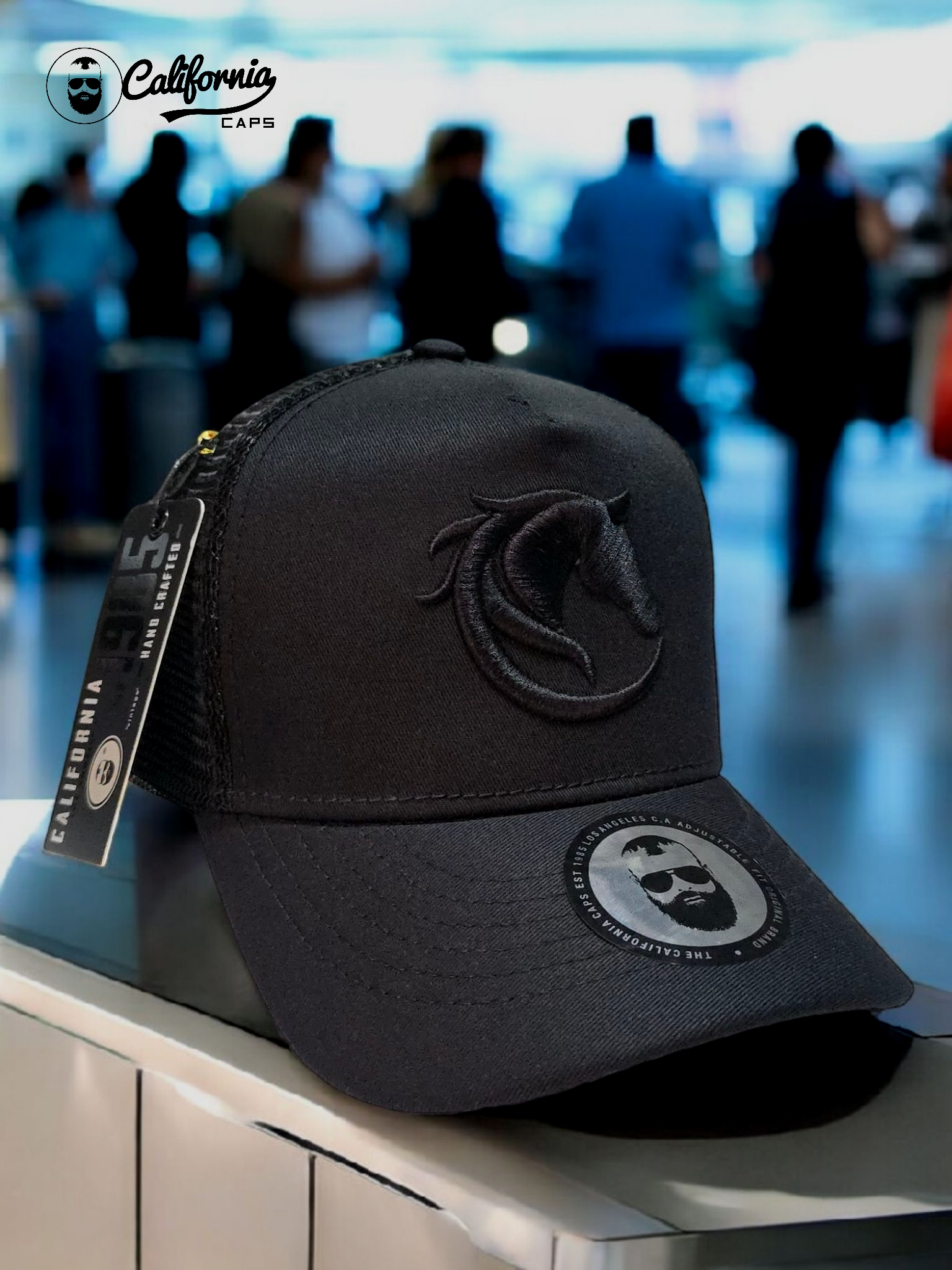 Gorra negra California