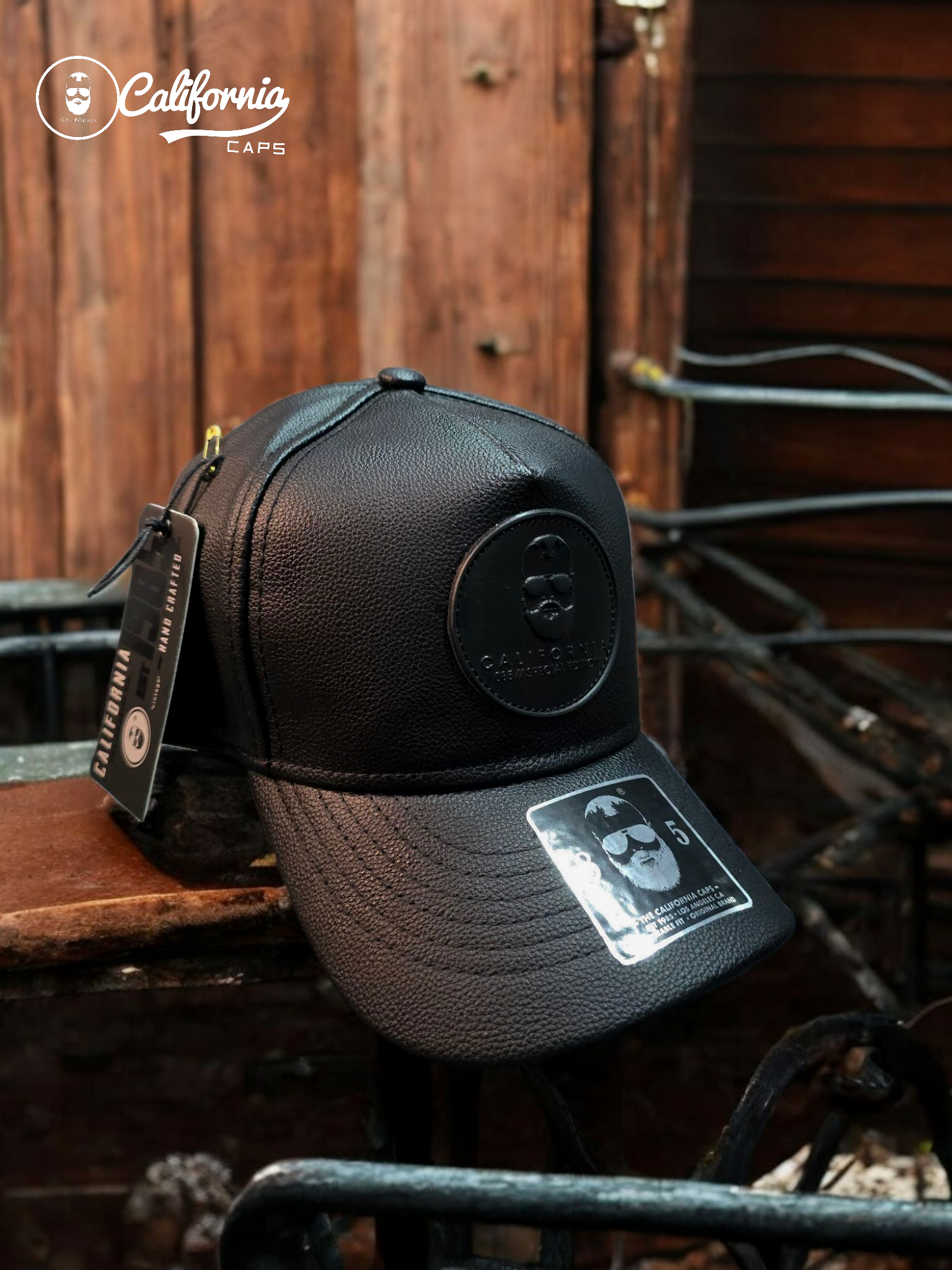 Gorra California tipo cuero