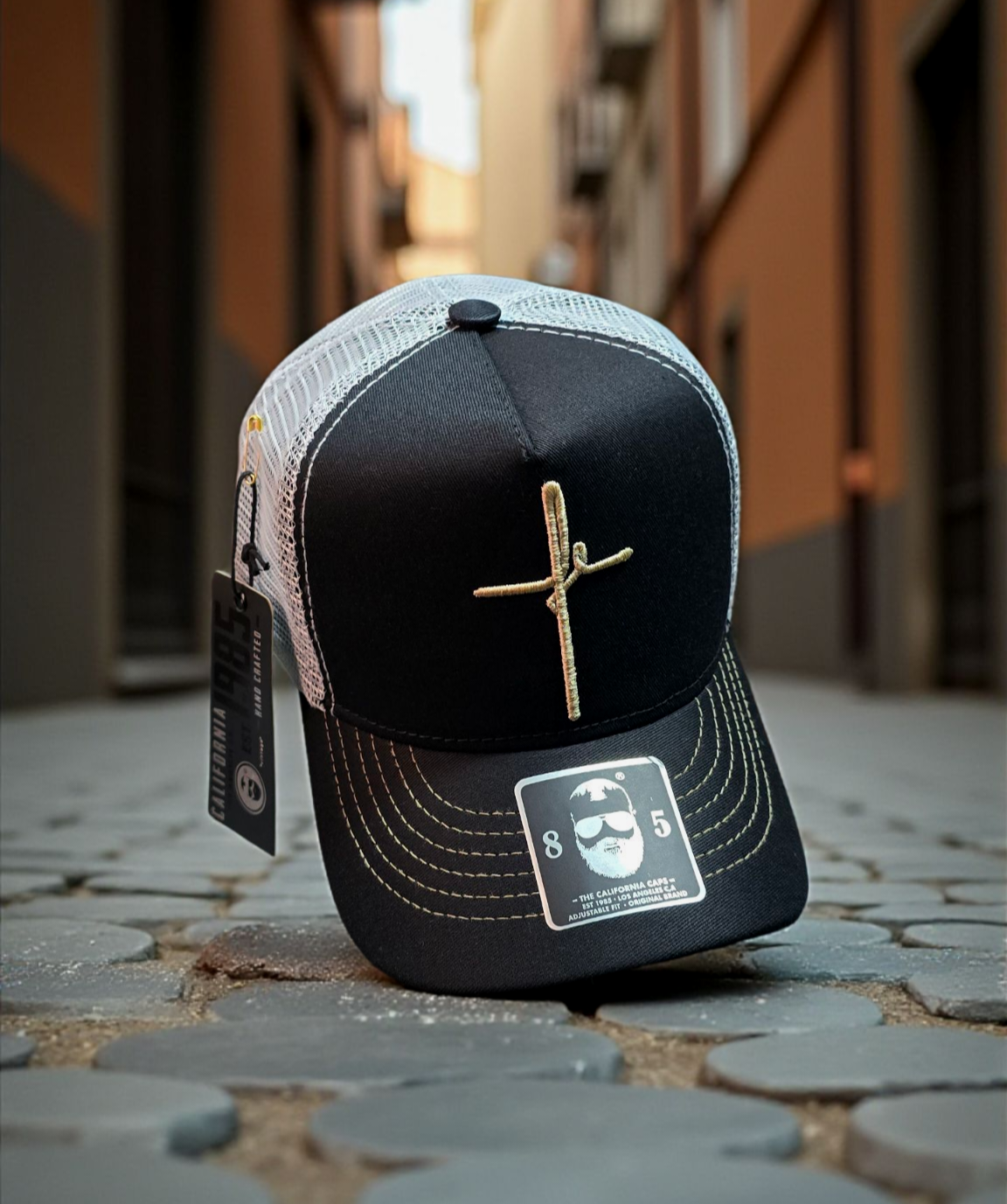 Gorra negra de malla