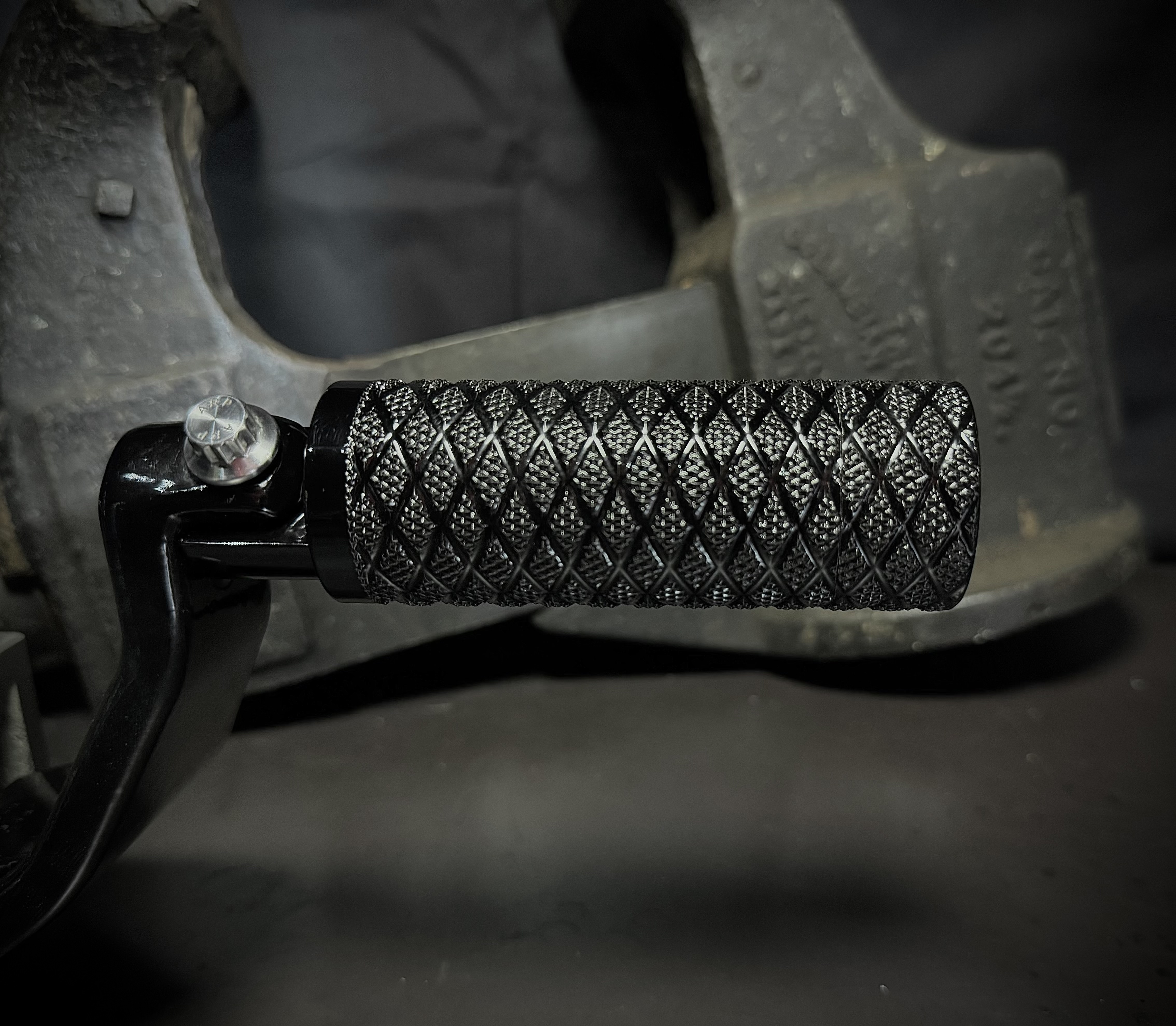 The "Boot Shredder" – Stash, Gloss Black