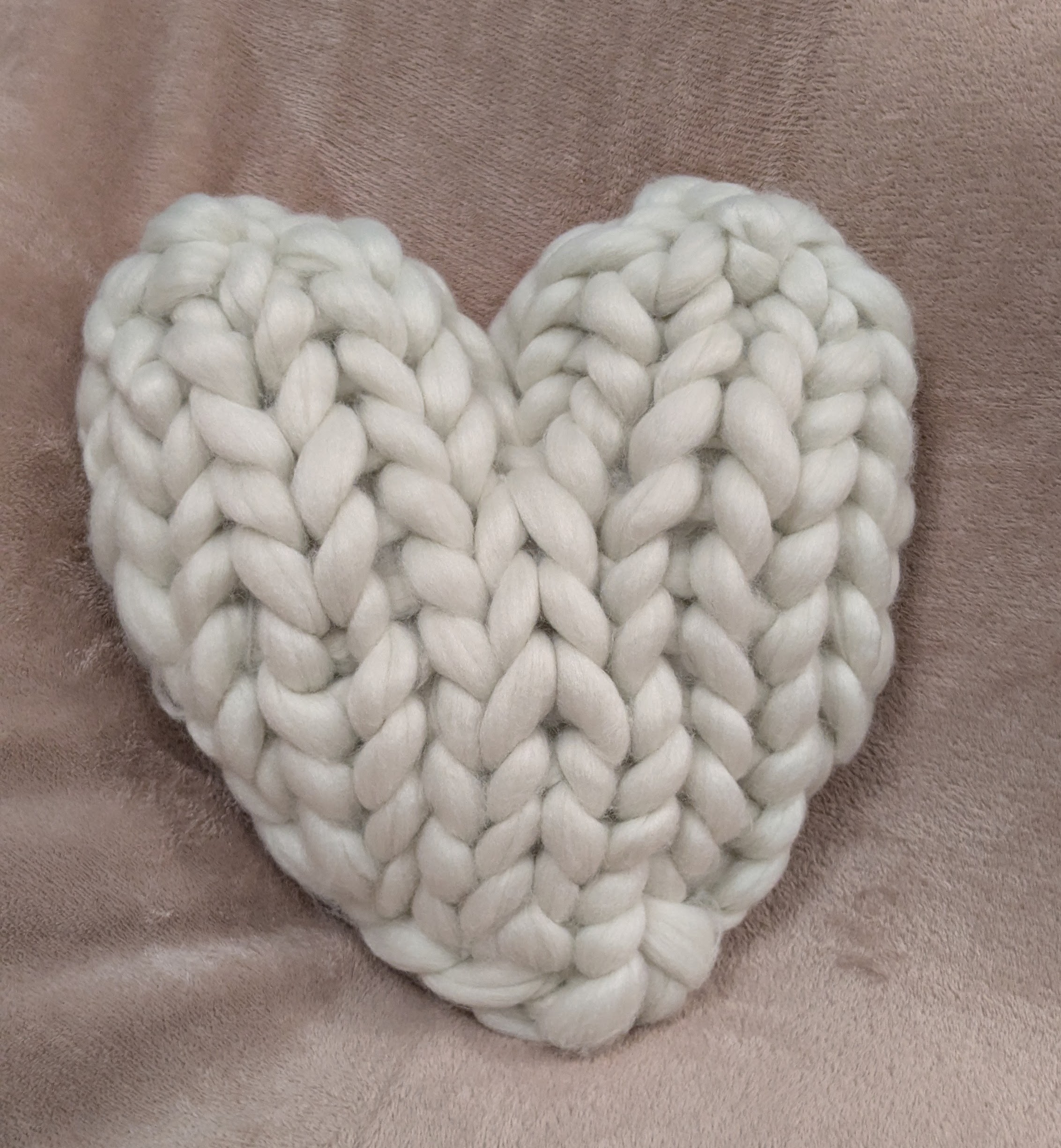 Chunky Wool Heart Cushion