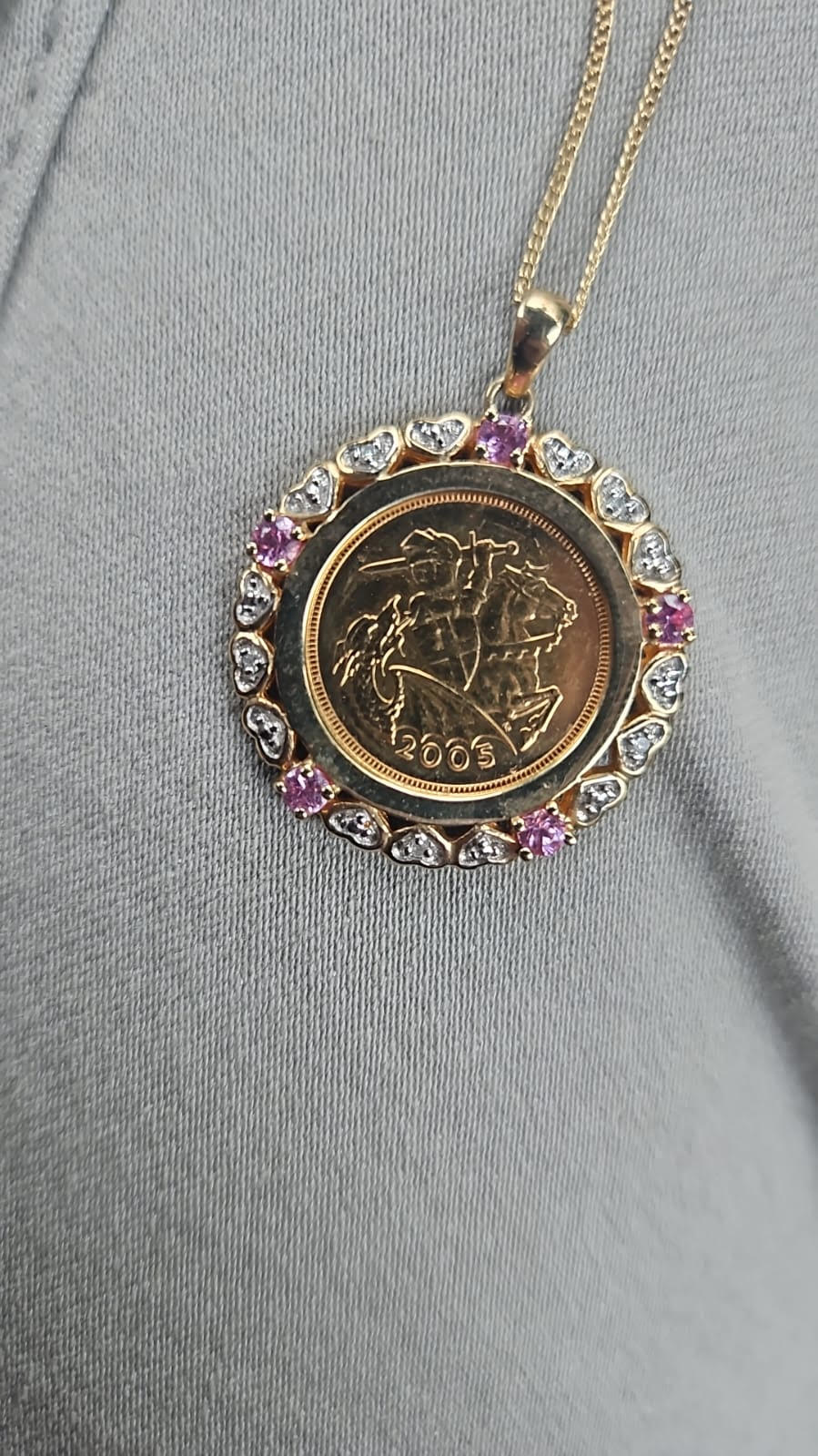 2005 Gold Half Sovereign Pendant Necklace