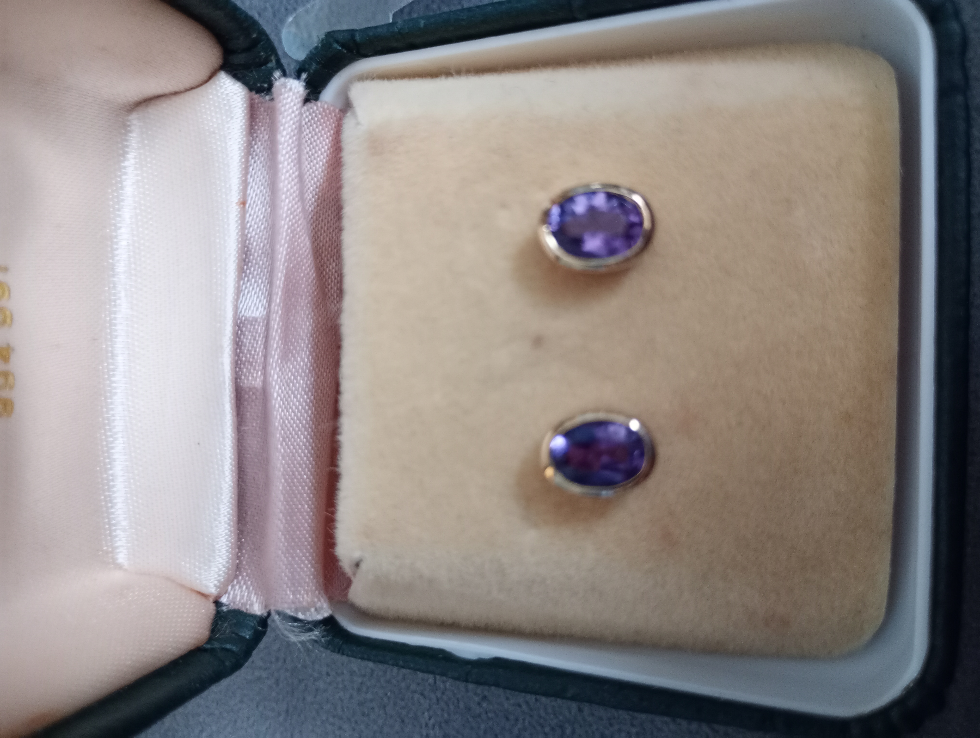 9ct Gold Amethyst Stud Earrings