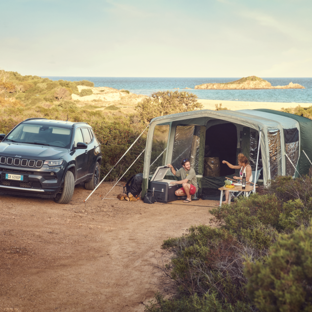 Tente gonflable 4 personnes  Rarotonga FTT 401 DOMETIC