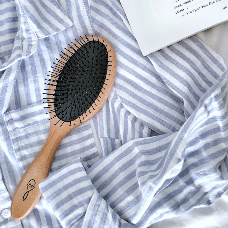 Brosse grand modèle Démêlage & Volume Eco-Responsable 1845