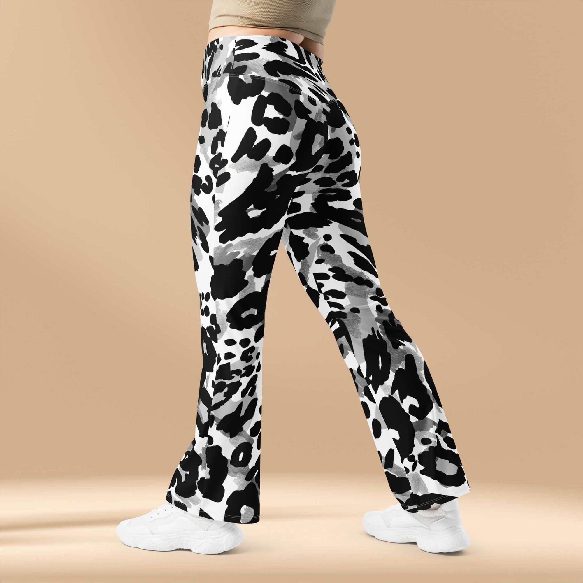 WHITE JUNGLE Flare Booty Leggings