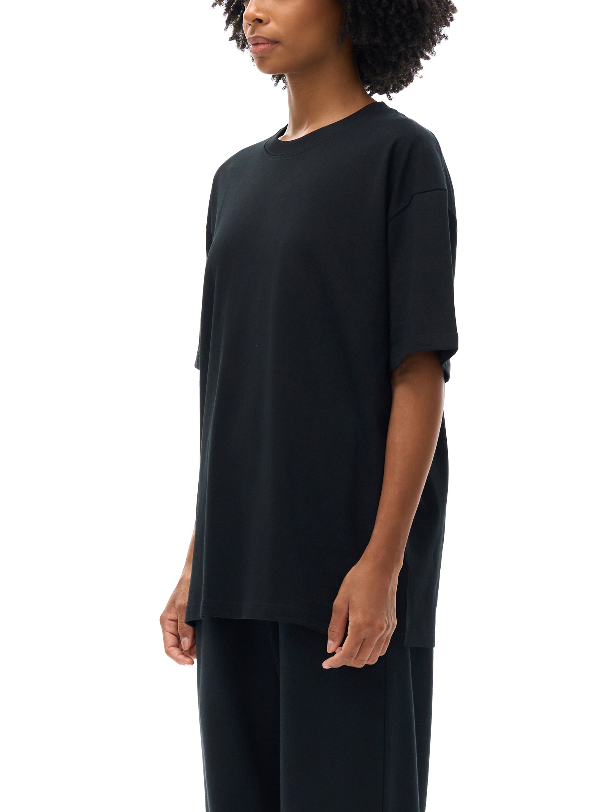 TEE 02