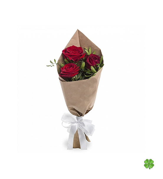 Üçlü Kırmızı Gül Buketi