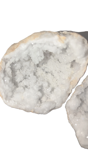 Géode de quartz du  maroc ,environ 10cm, 536gr