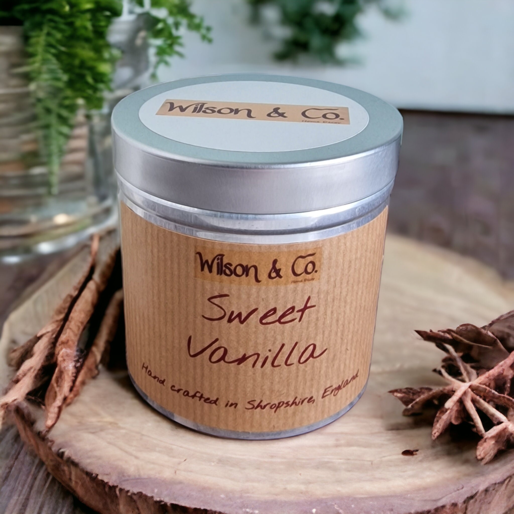 Sweet Vanilla Scented Candle 230g