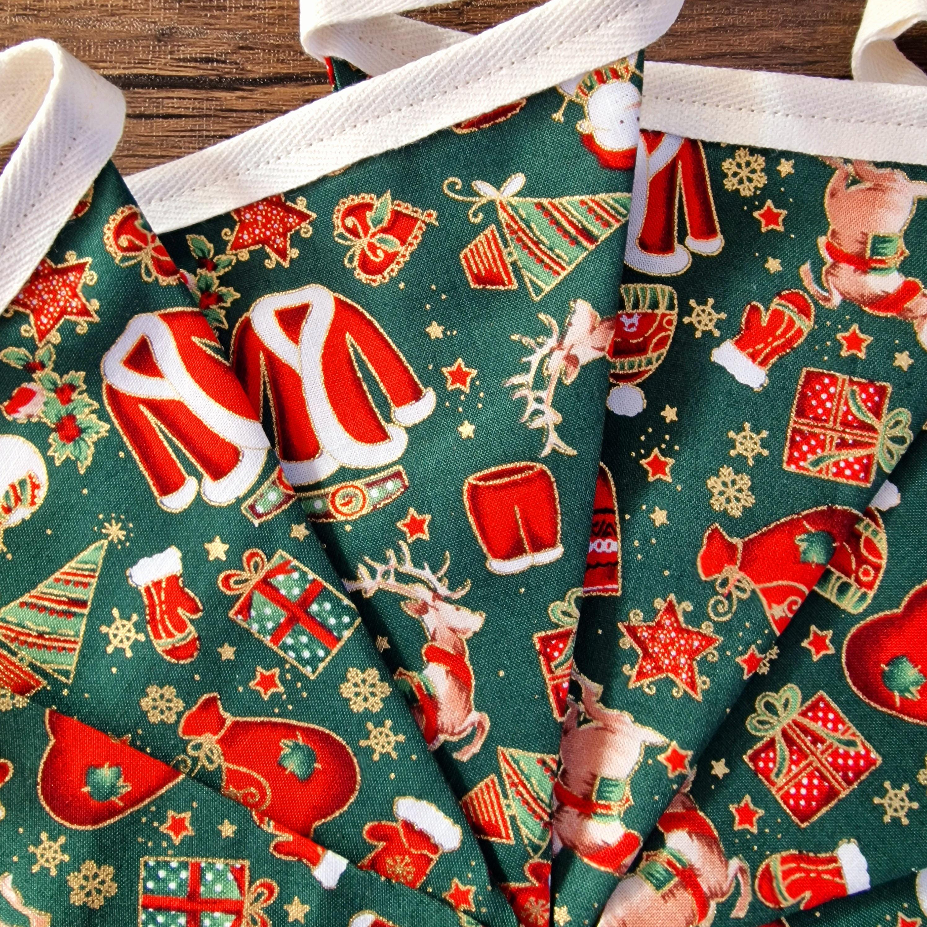 Green Red & Gold Christmas Bunting