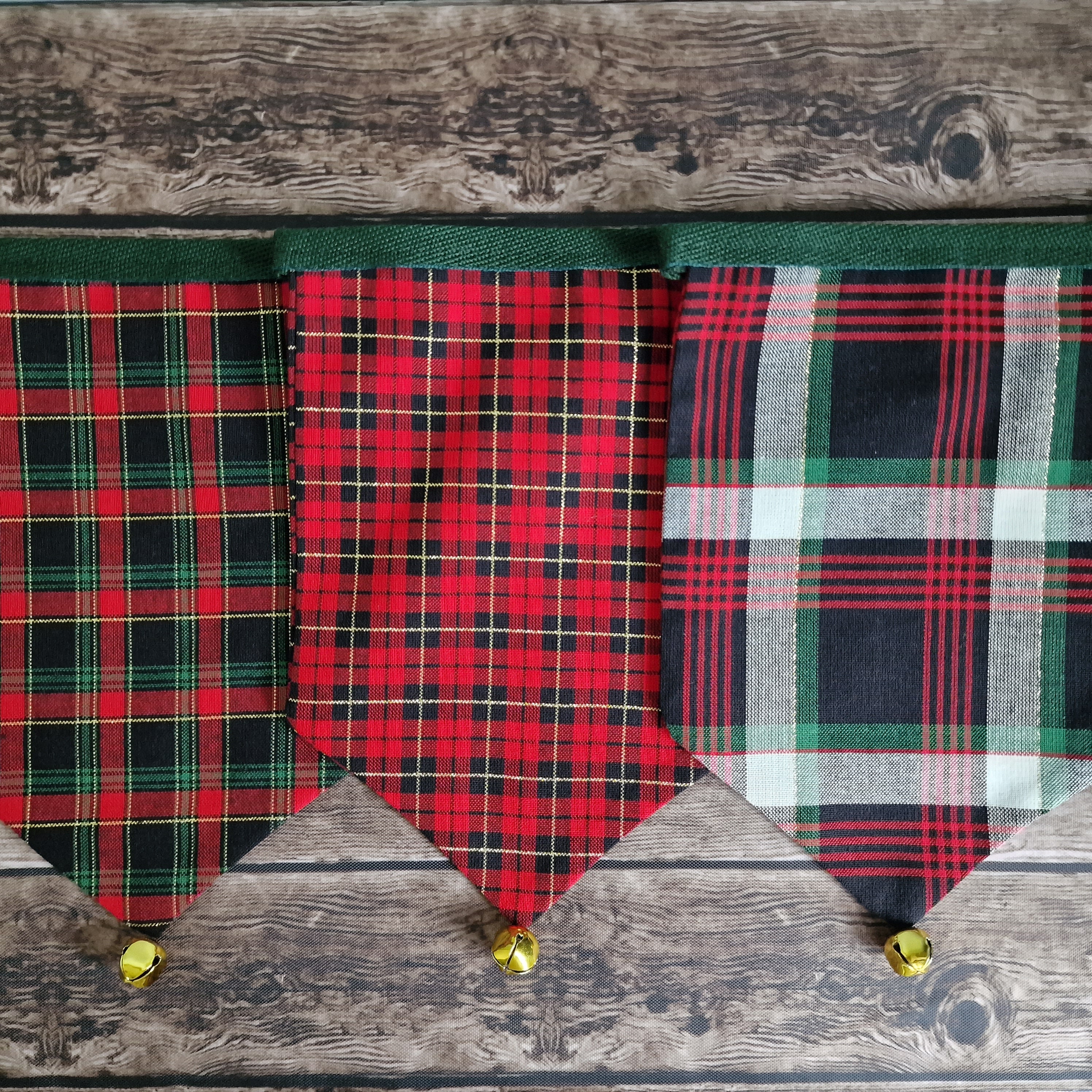 Tartan Christmas Fireplace Bunting