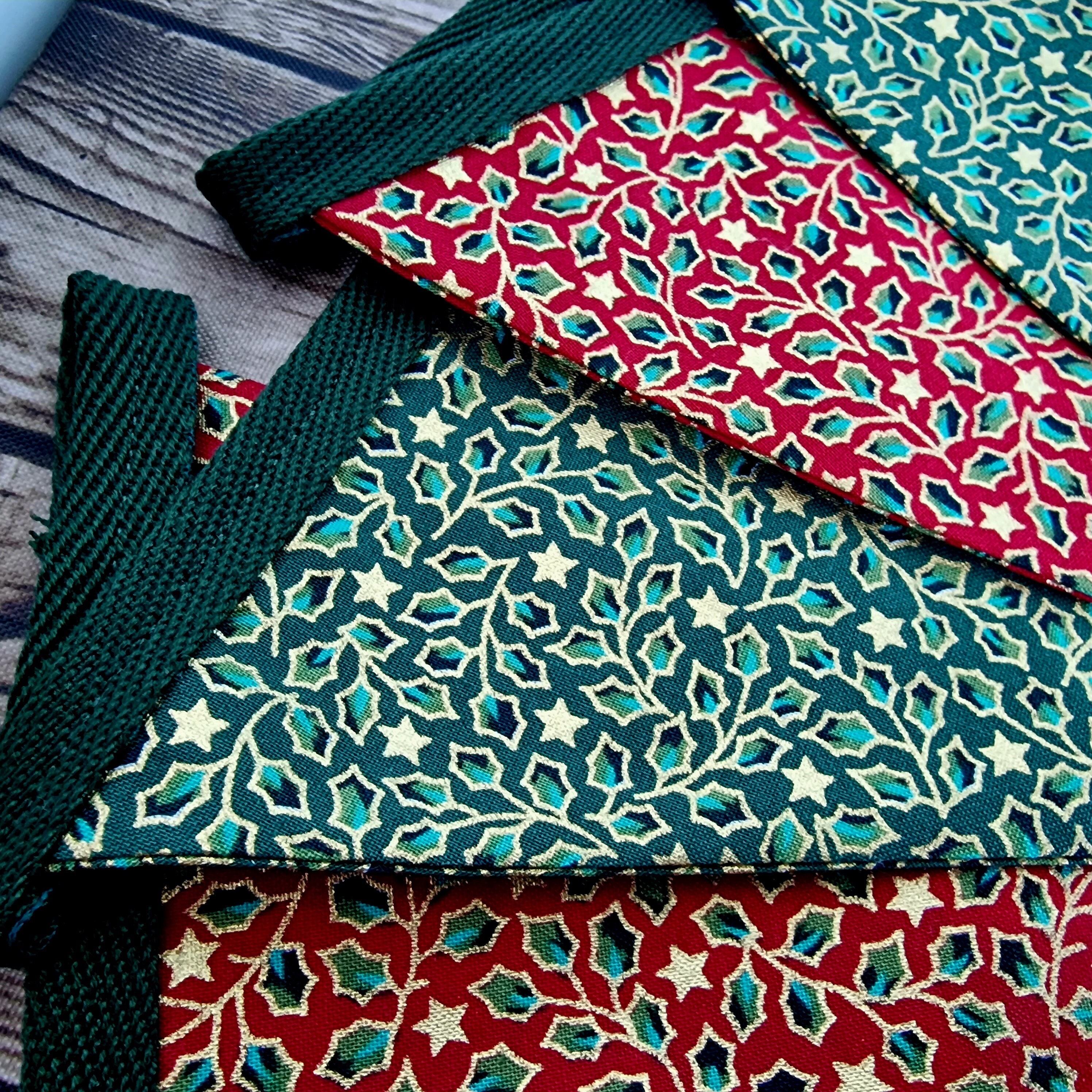 Christmas Bunting - Holly Design 