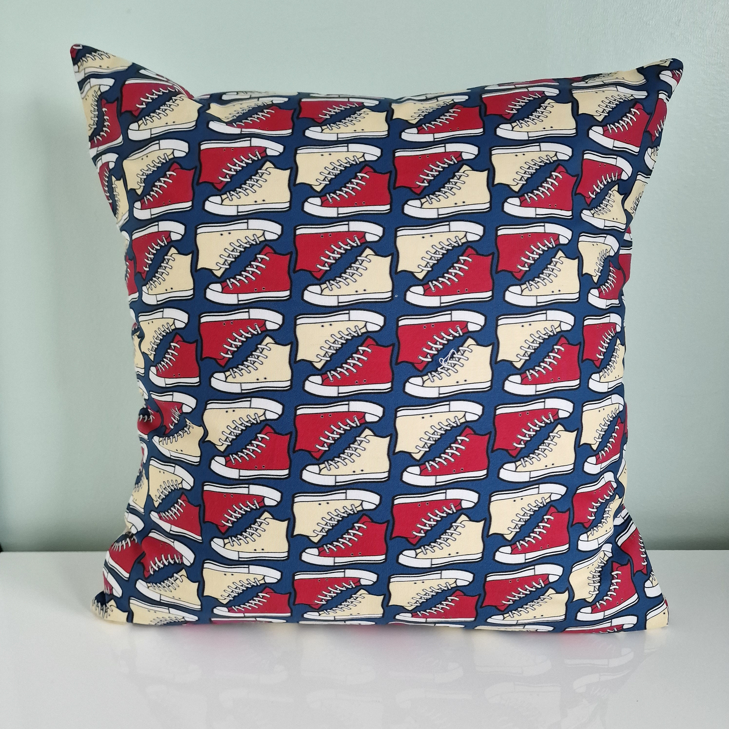 Doctor Who Tenth Doctor themed Handmade Cushion Cover 40 x 40 cm | sneaker print | Whovian nerd gift
