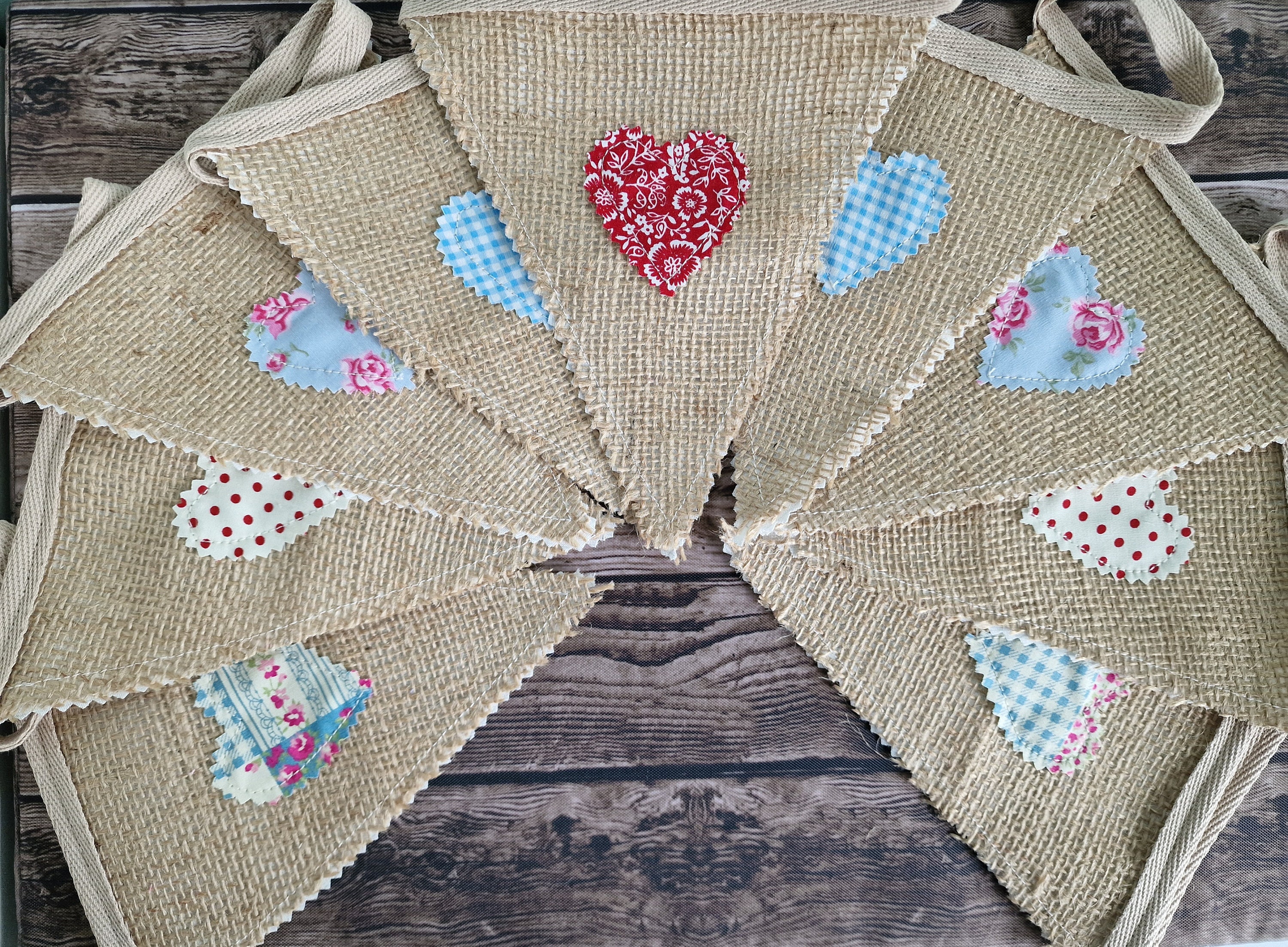 Shabby Chic Hessian Fabric Bunting - Blue & Red Hearts 