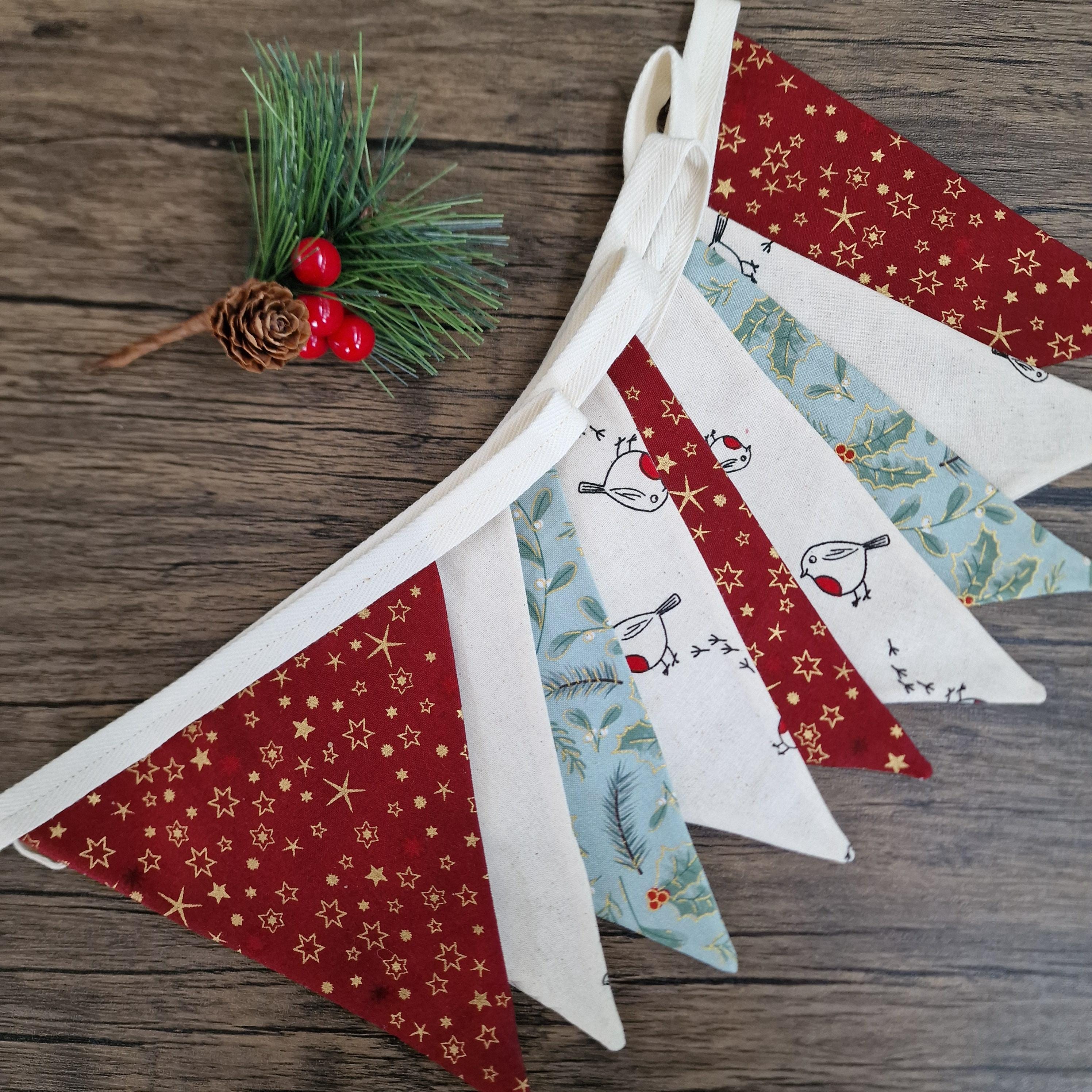 Christmas Robin Bunting - Red, Green & Cream