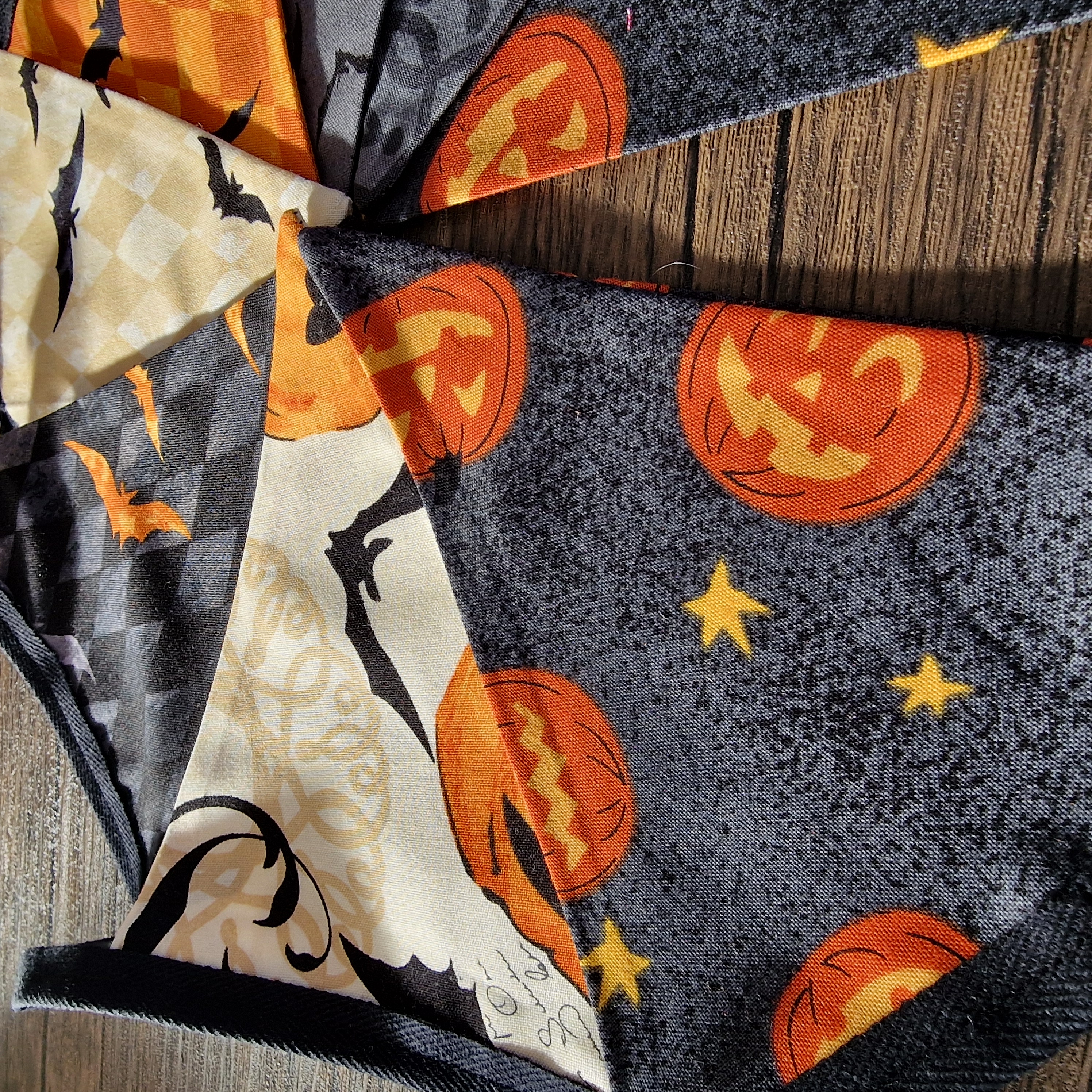 Halloween Bunting - Pumpkins & Bats design