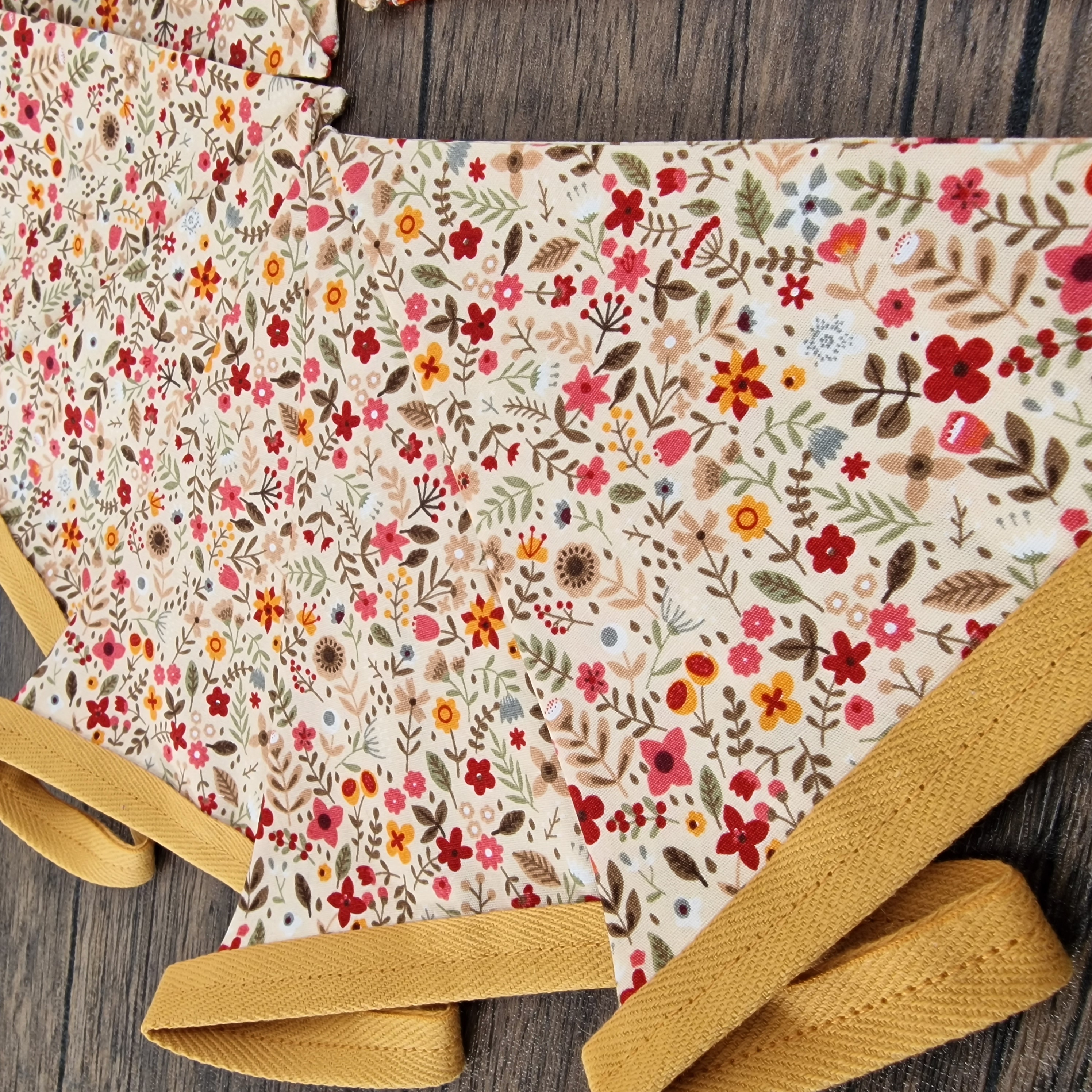 Woodland Ditsy Floral Fabric Bunting 