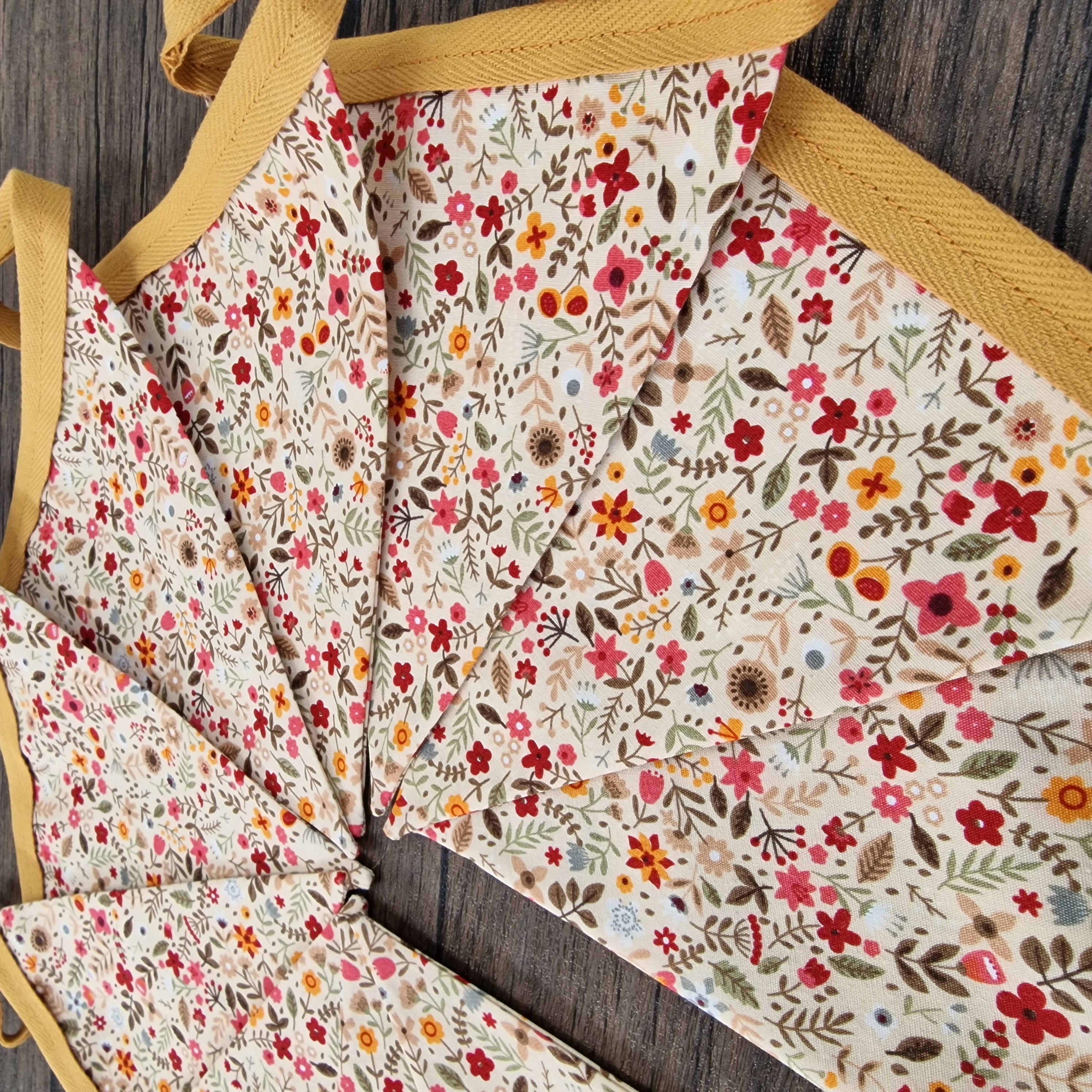 Woodland Ditsy Floral Fabric Bunting 
