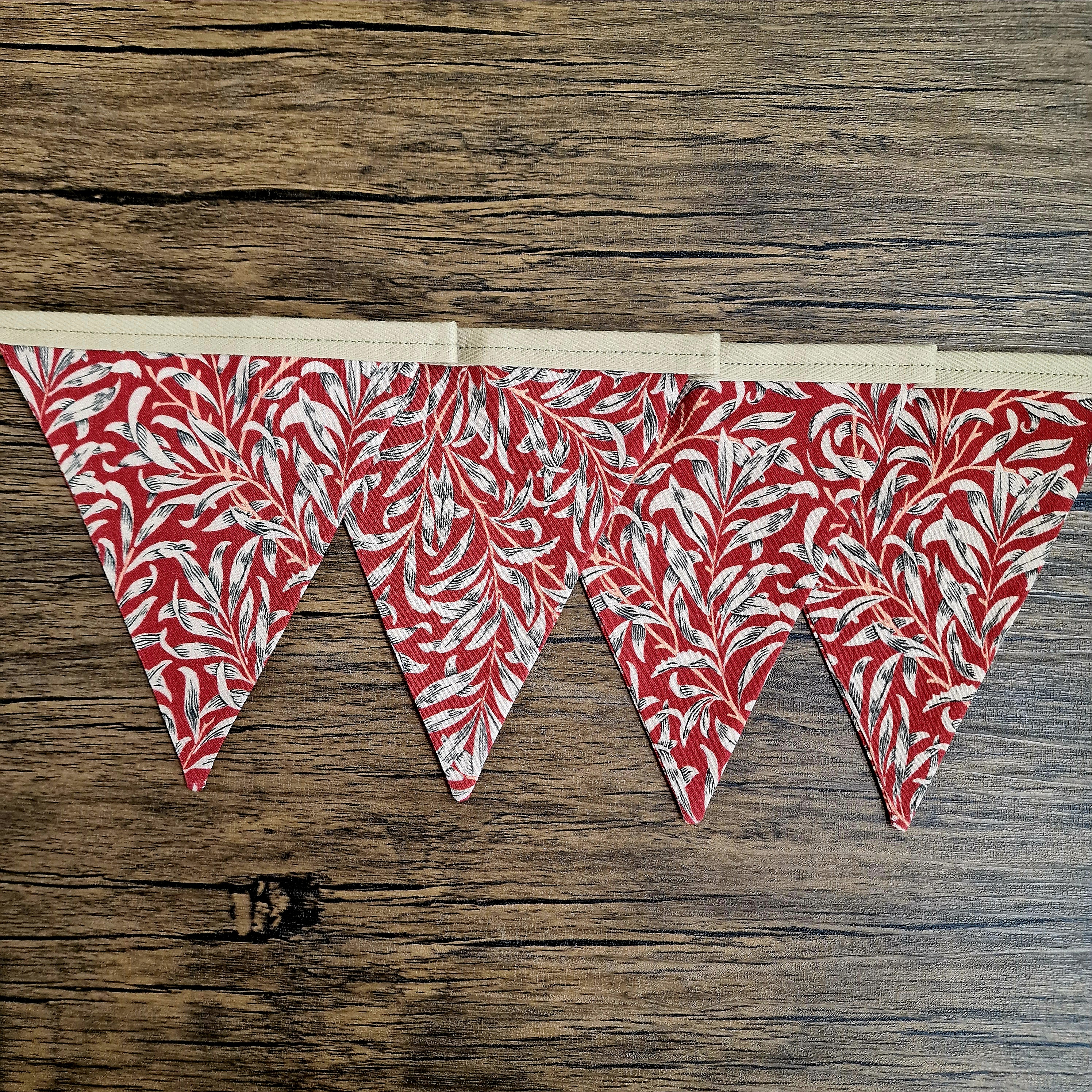 Crimson Willow Bough Bunting - William Morris print