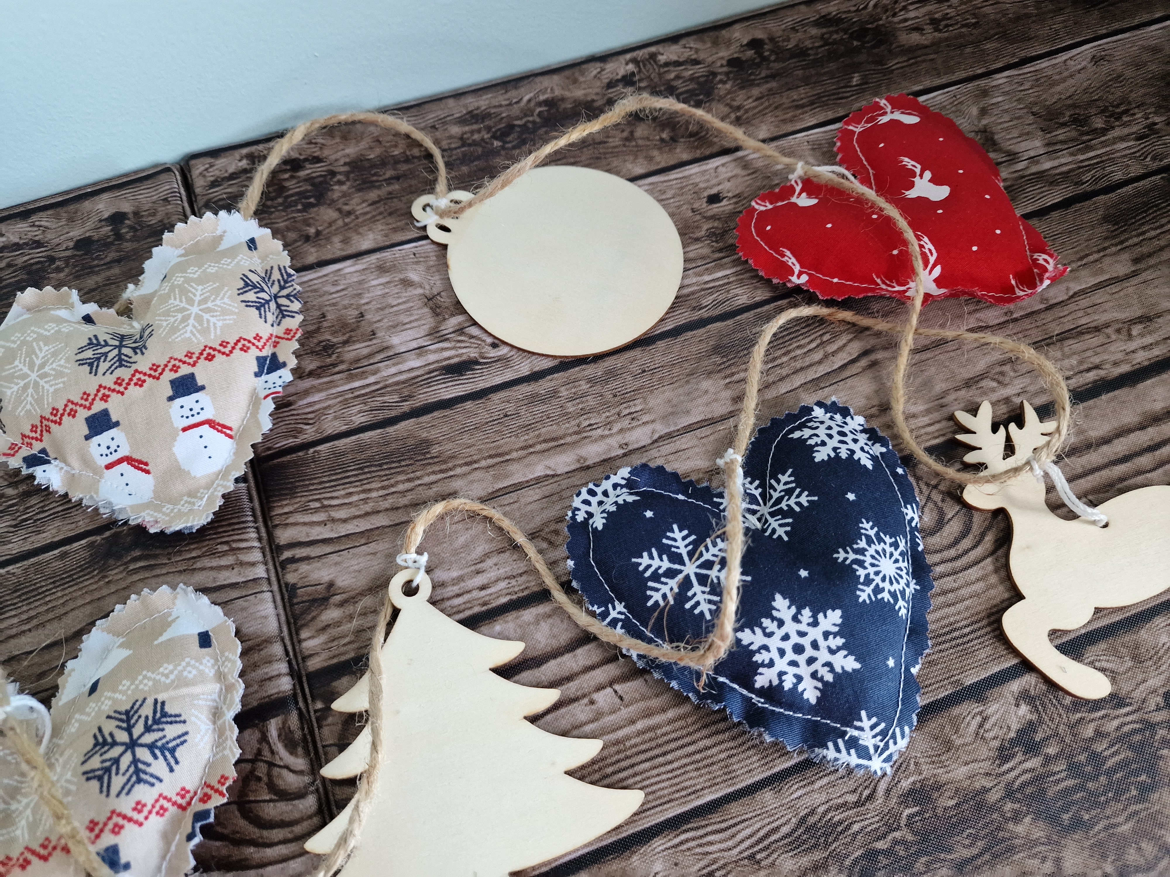 Scandi Padded fabric Hearts garland with wooden Christmas Ornaments
