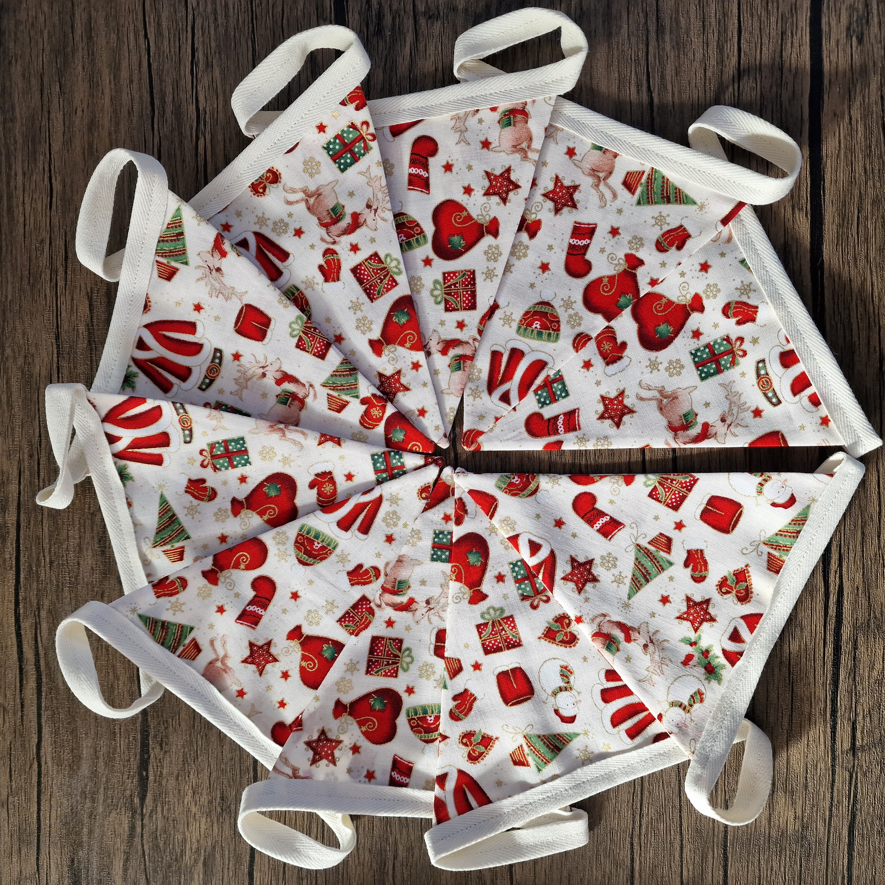 Ivory Red & Gold Christmas Bunting 