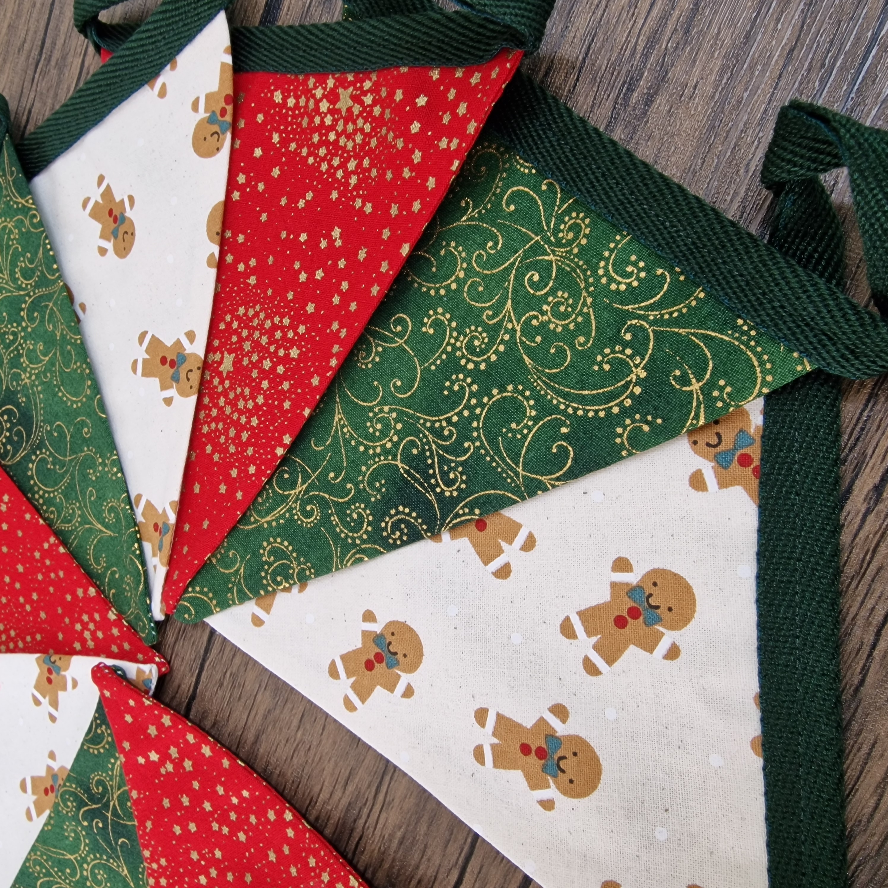 Christmas Fireplace Bunting - red & green Gingerbread man Design 