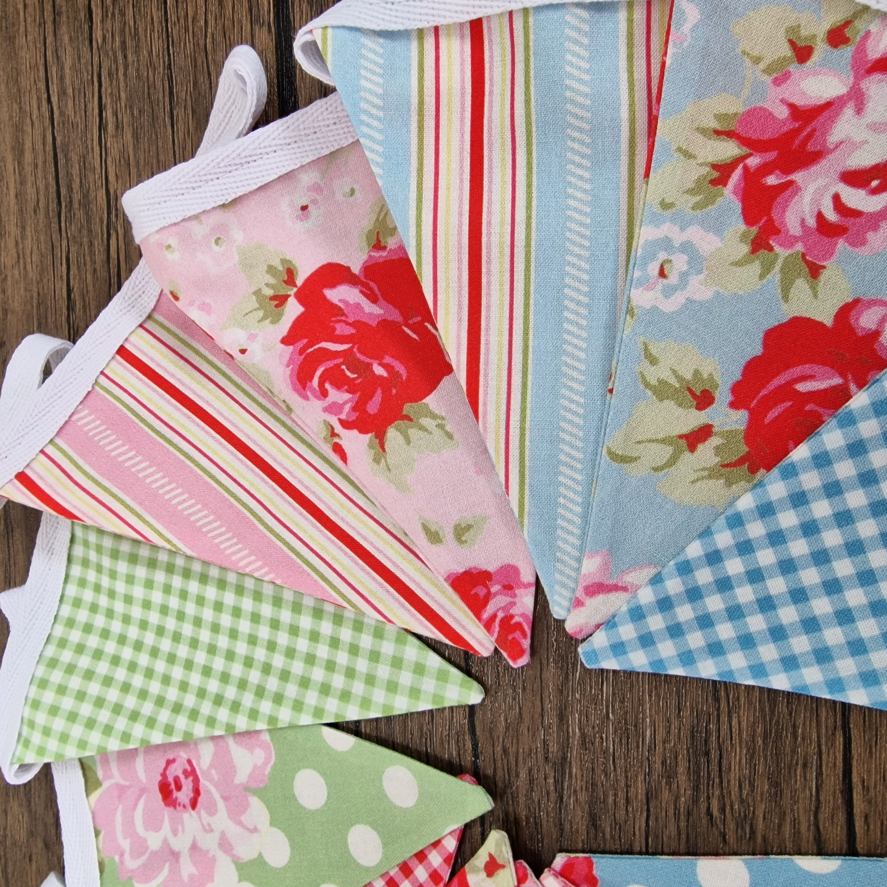 Shabby Chic Fabric Bunting - Roses & Gingham