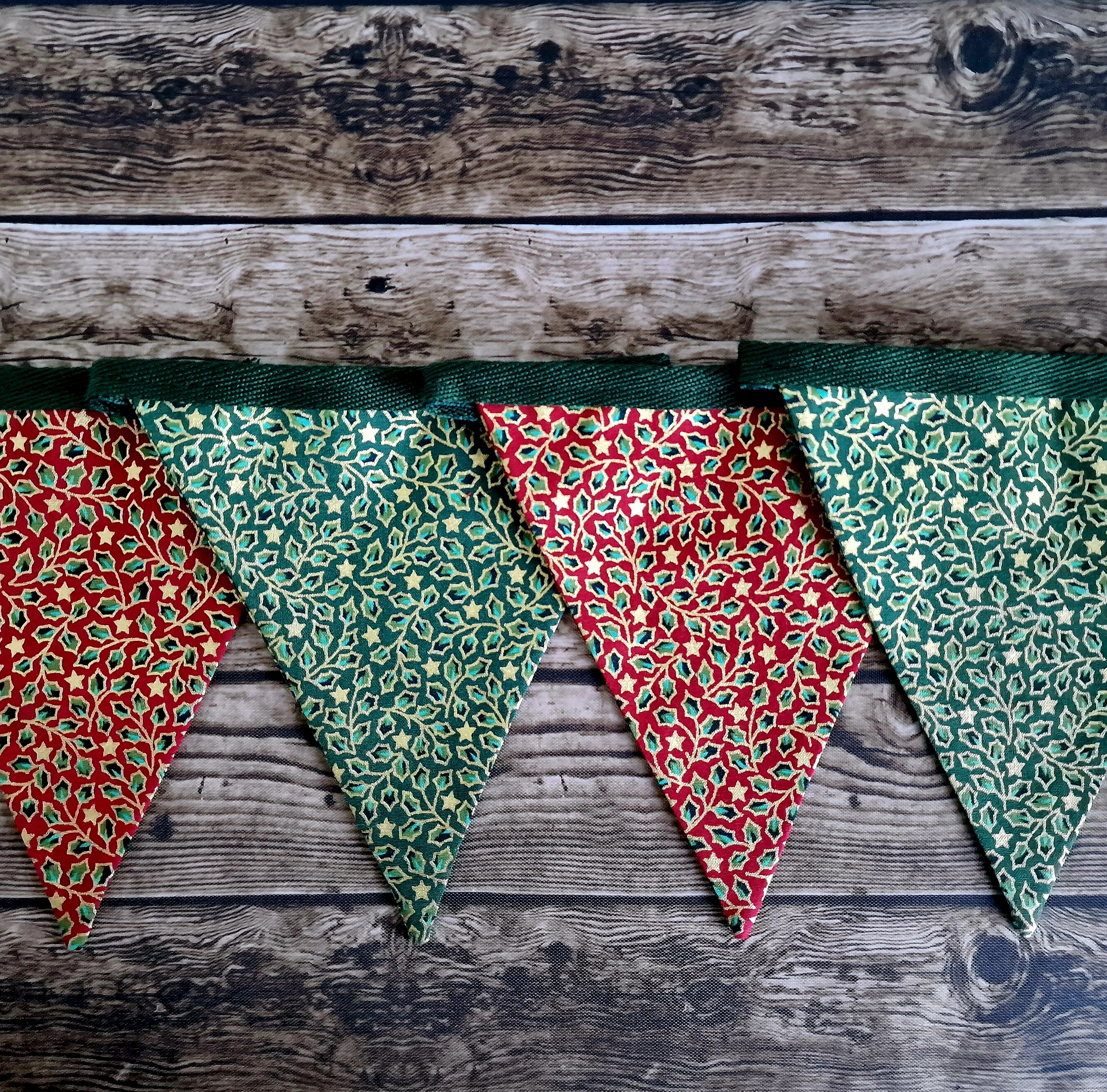 Christmas Bunting - Holly Design 