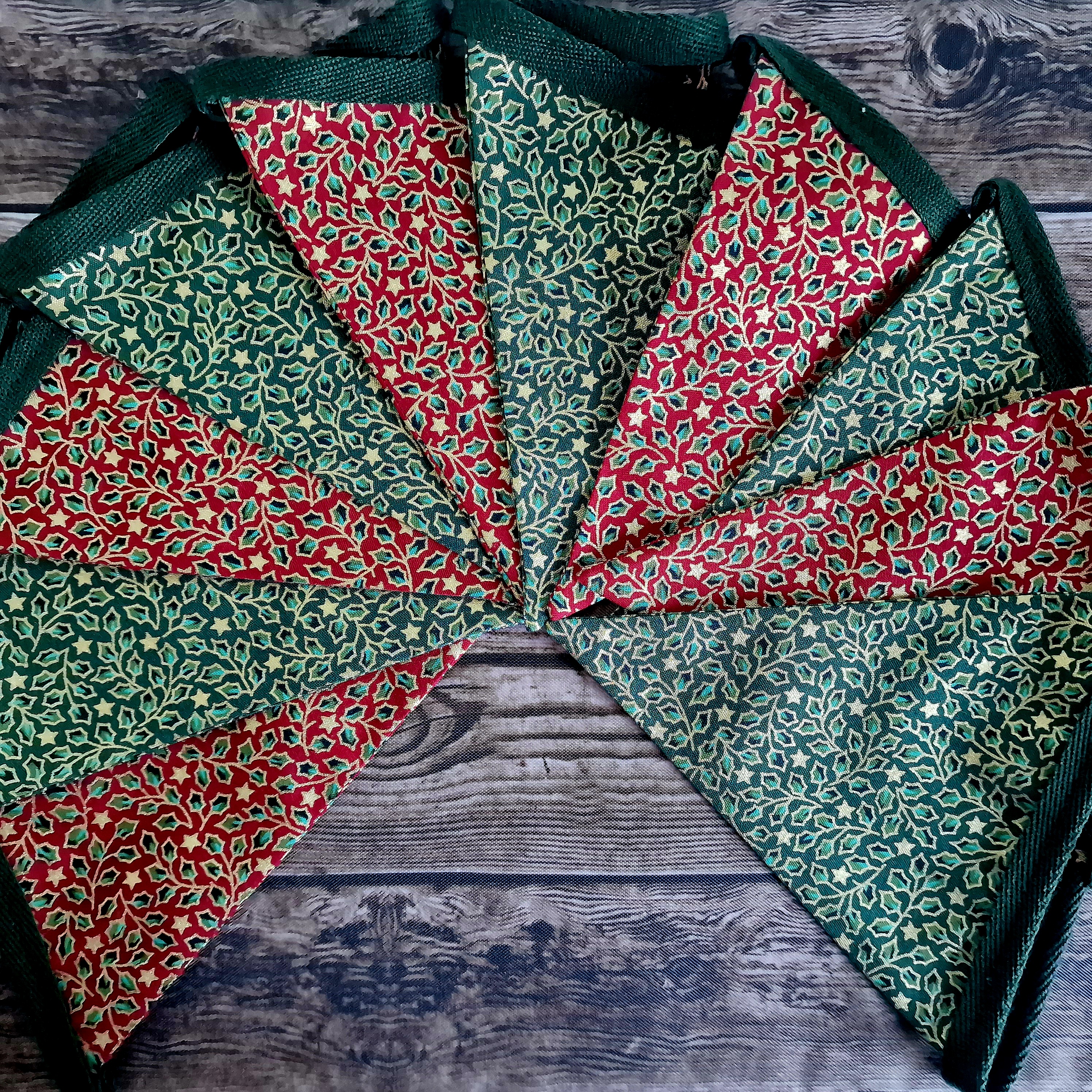 Christmas Bunting - Holly Design 