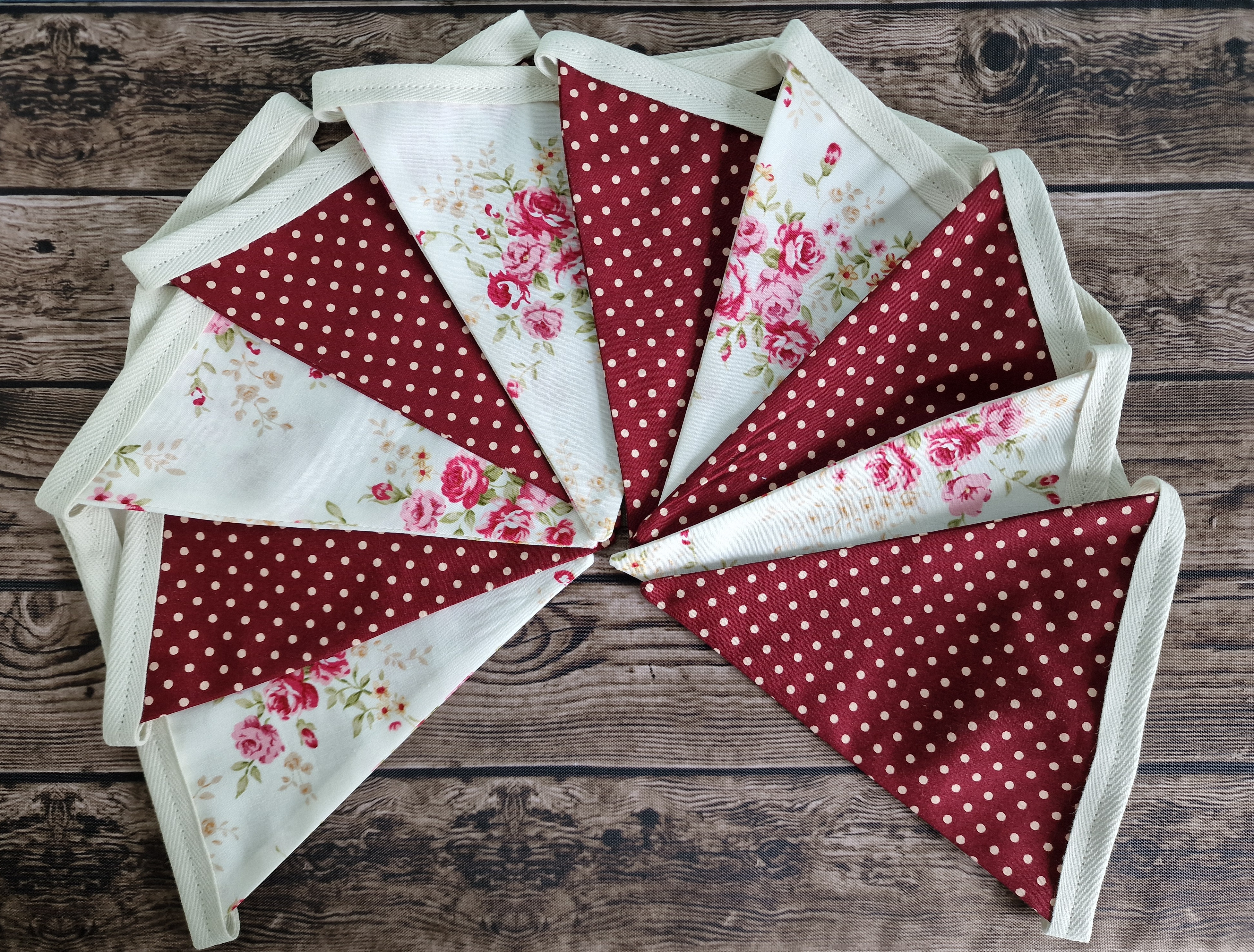 Vintage Style Roses & Burgundy Spotted Fabric Bunting 