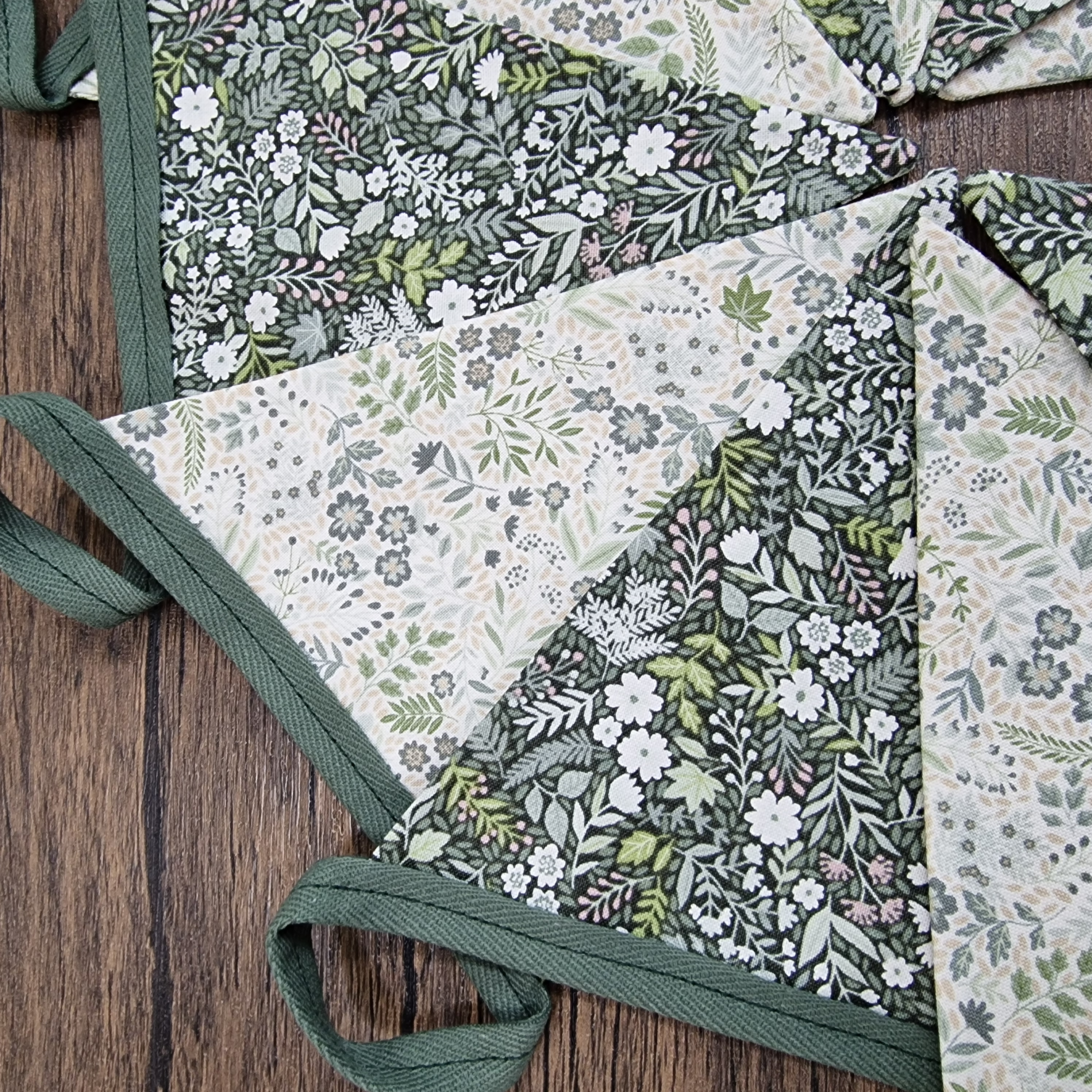 Vintage Style Green & Cream floral Double Sided Fabric Bunting 