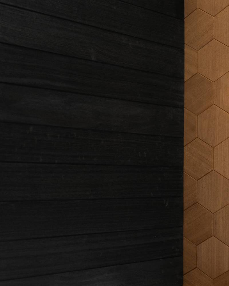 Termo medienos lentos Juoda