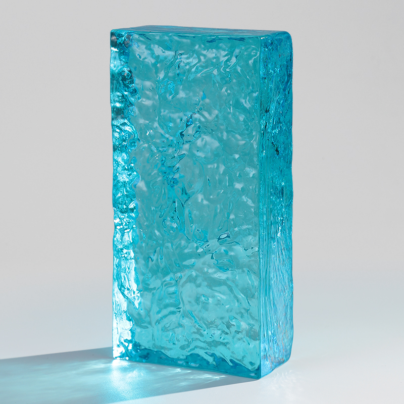 Spalvotas Ledas stiklinė plyta