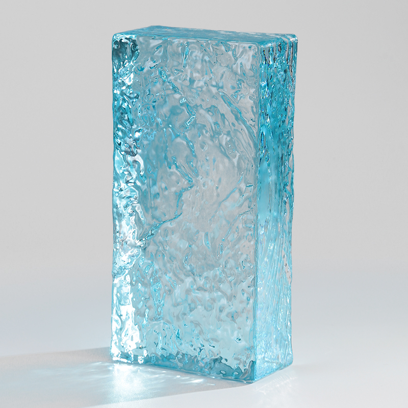 Spalvotas Ledas stiklinė plyta