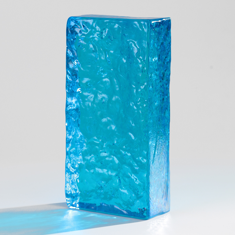 Spalvotas Ledas stiklinė plyta