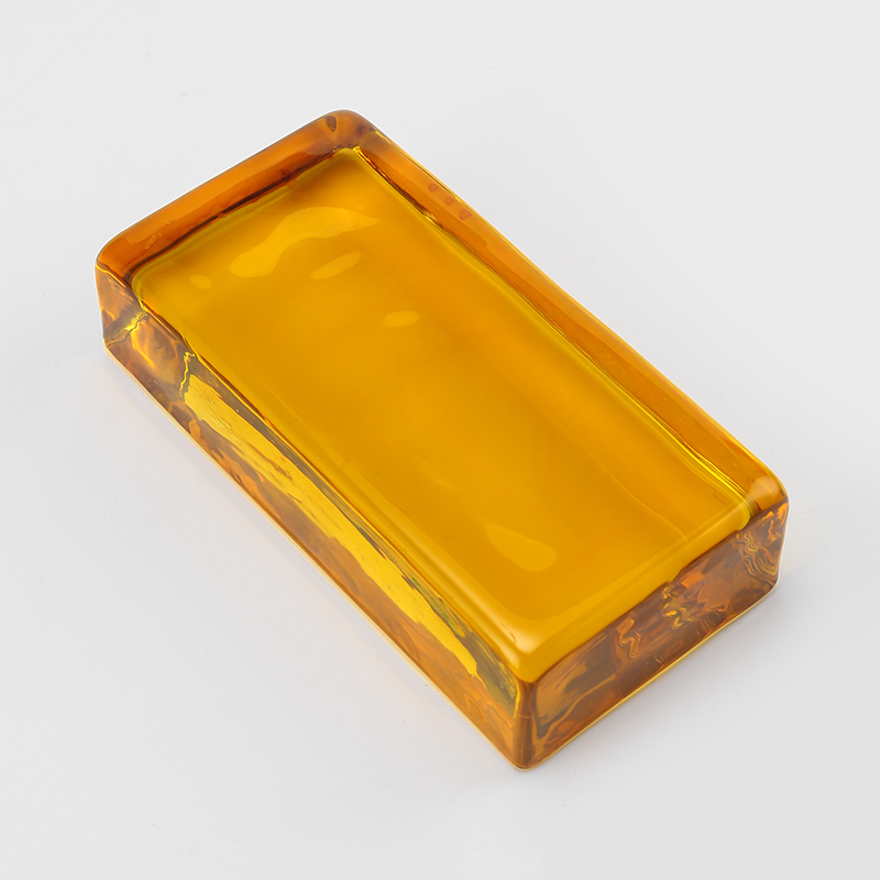 Spalvota permatoma stiklinė plyta