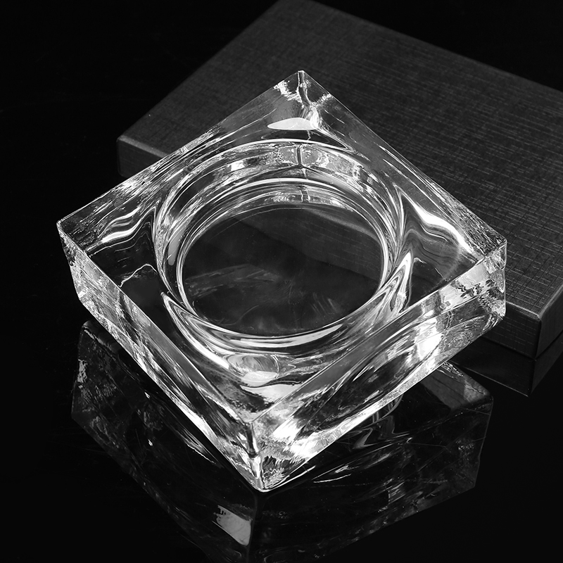 Skaidri su apskritimu kvadratinė plyta