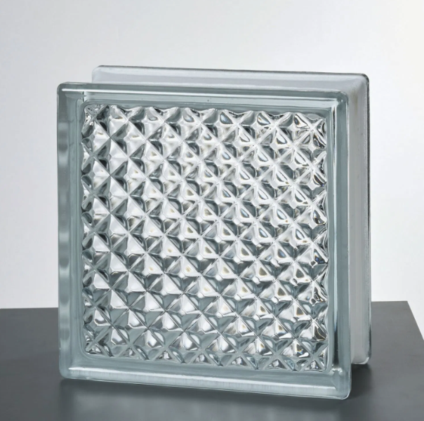 Stiklinis blokelis Deimantas