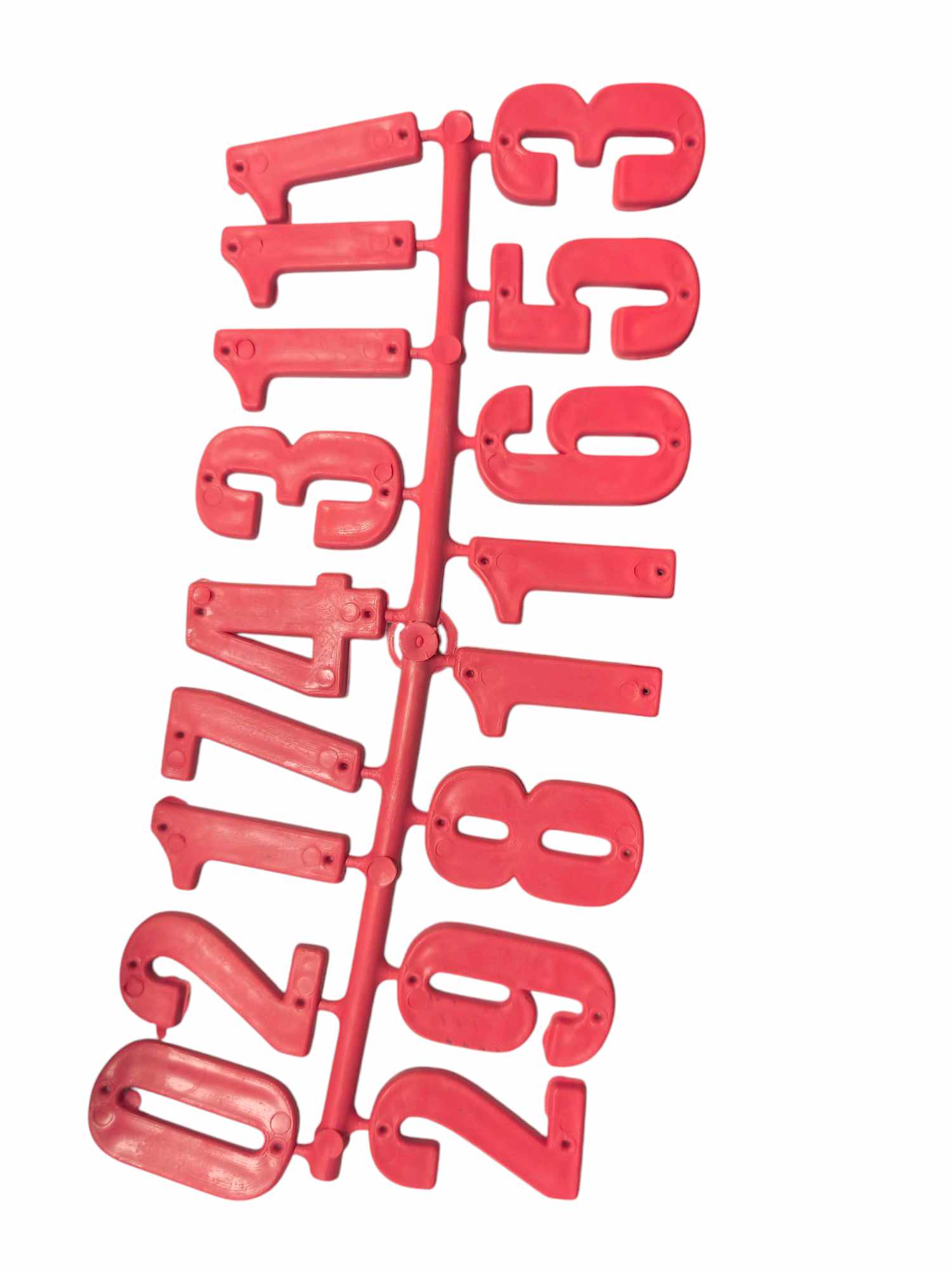 Avilio raudonas plastikinis numerių rinkinys