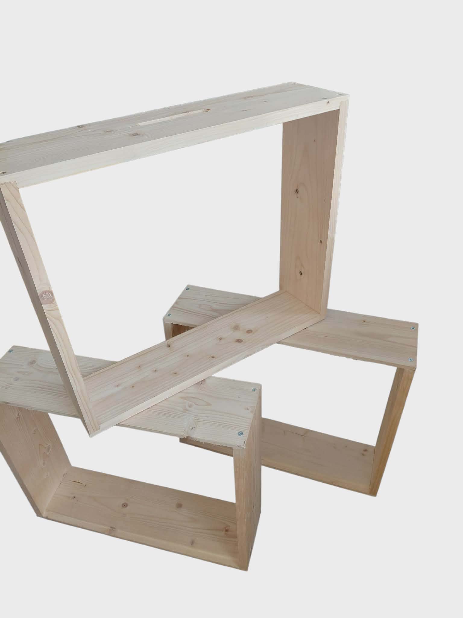 Meduvės 15 rėmų, dadano aviliui 16 rėmų